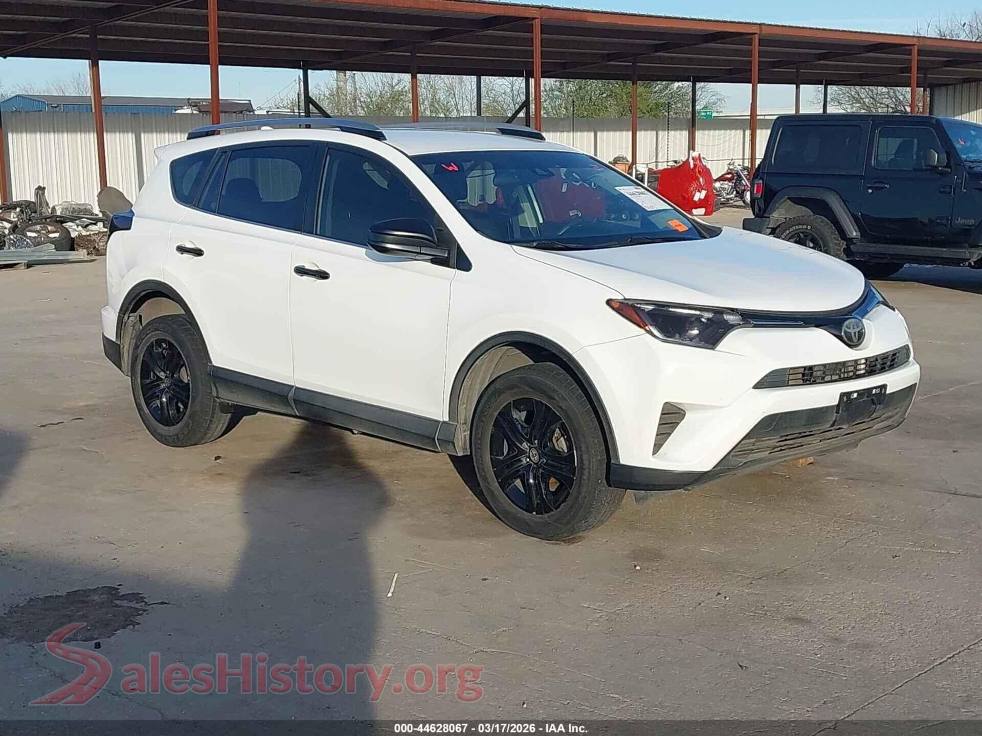 JTMZFREVXJJ206825 2018 TOYOTA RAV4