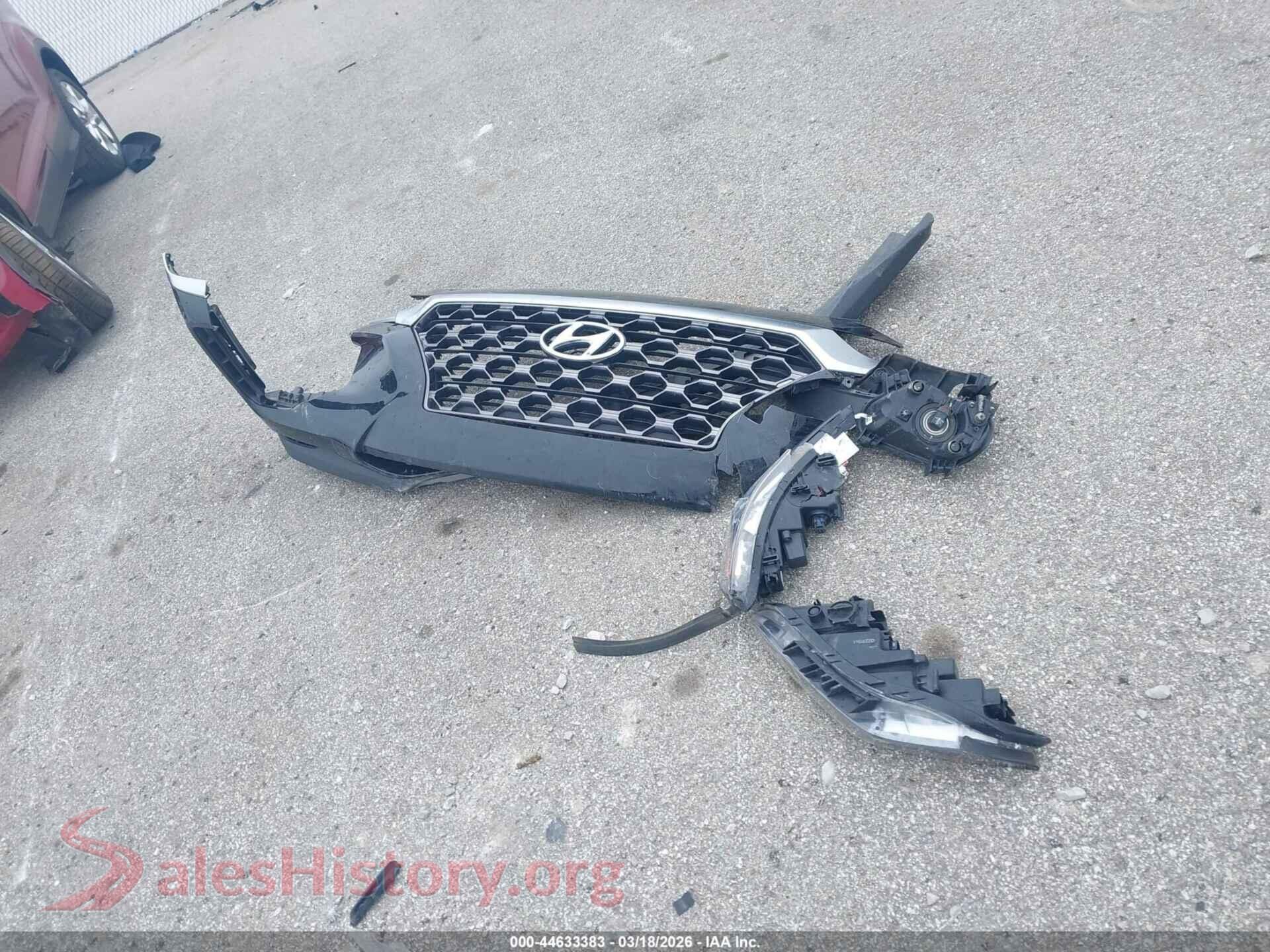2020 HYUNDAI SANTA FE VIN 5NMS3CADXLH192597, damage close-up