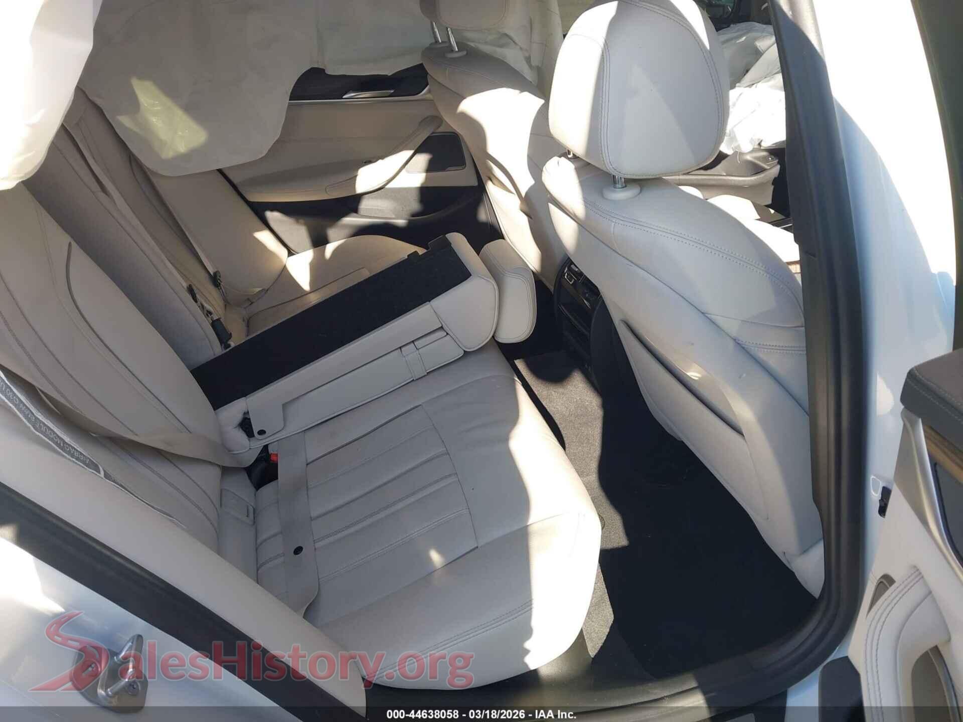 2022 BMW 530 VIN WBA53BH05NWX51805, front passenger side