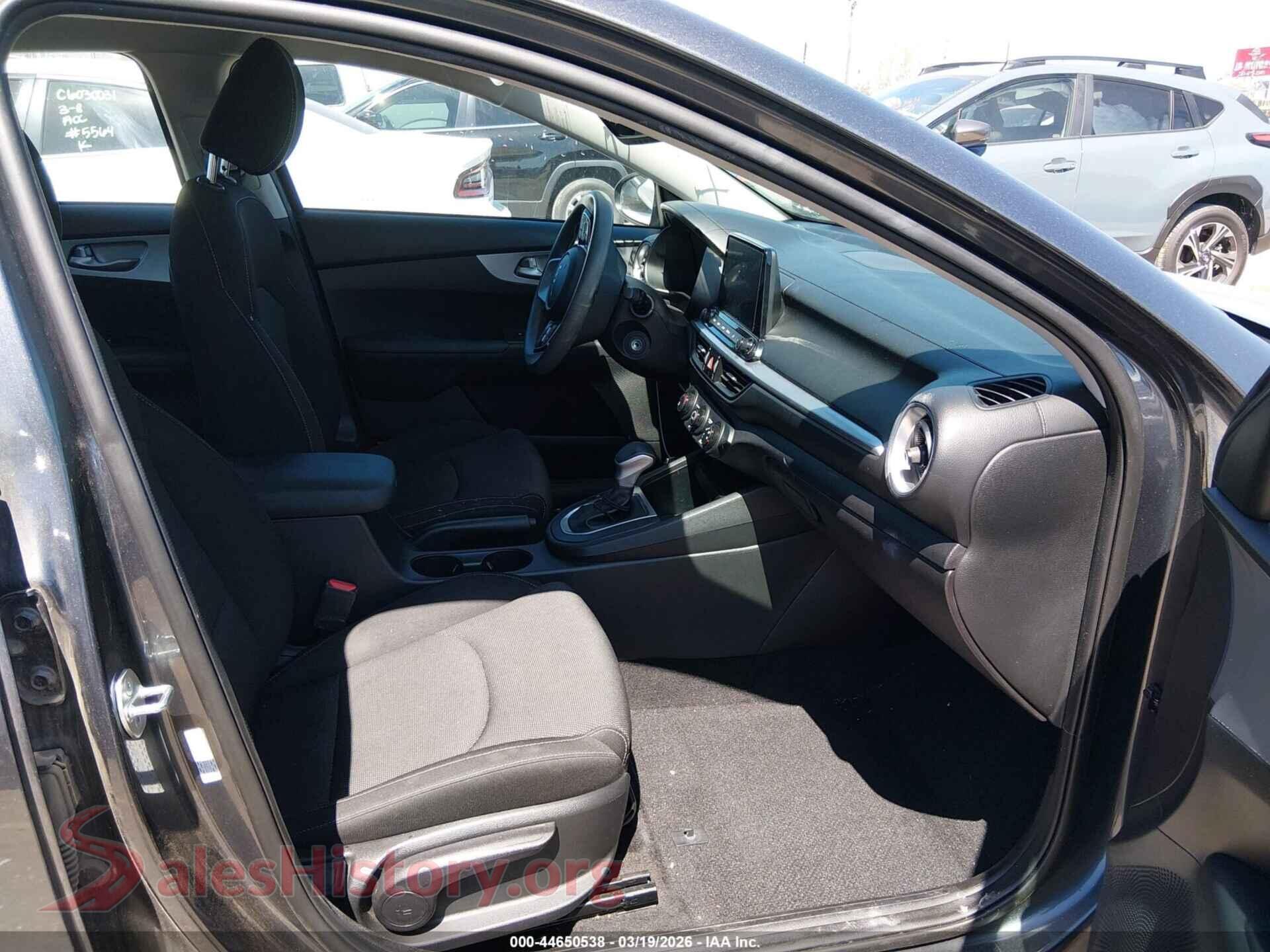 2023 KIA FORTE VIN 3KPF24AD6PE623329, rear view