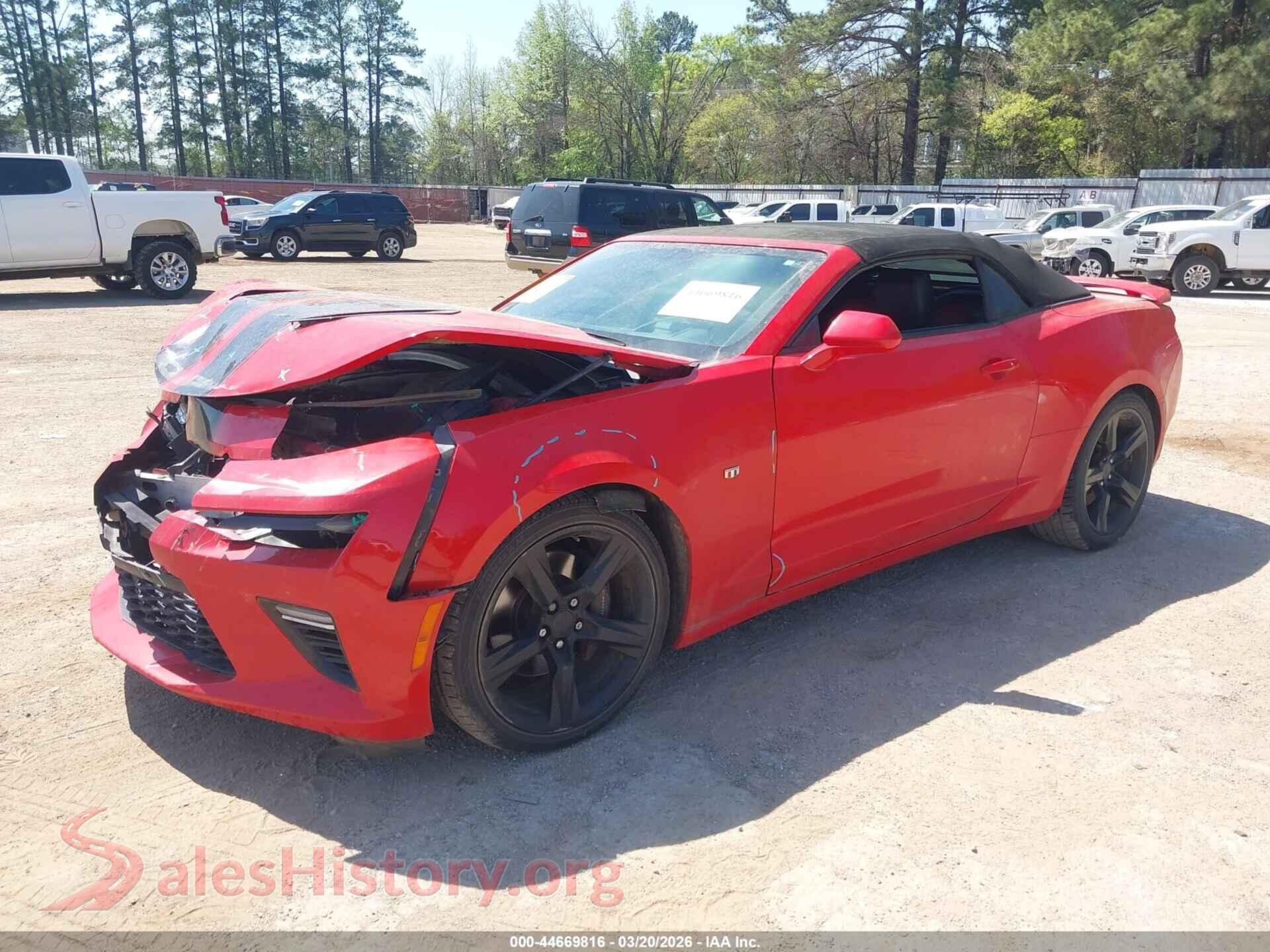 2017 CHEVROLET CAMARO VIN 1G1FH3D7XH0136099, front view