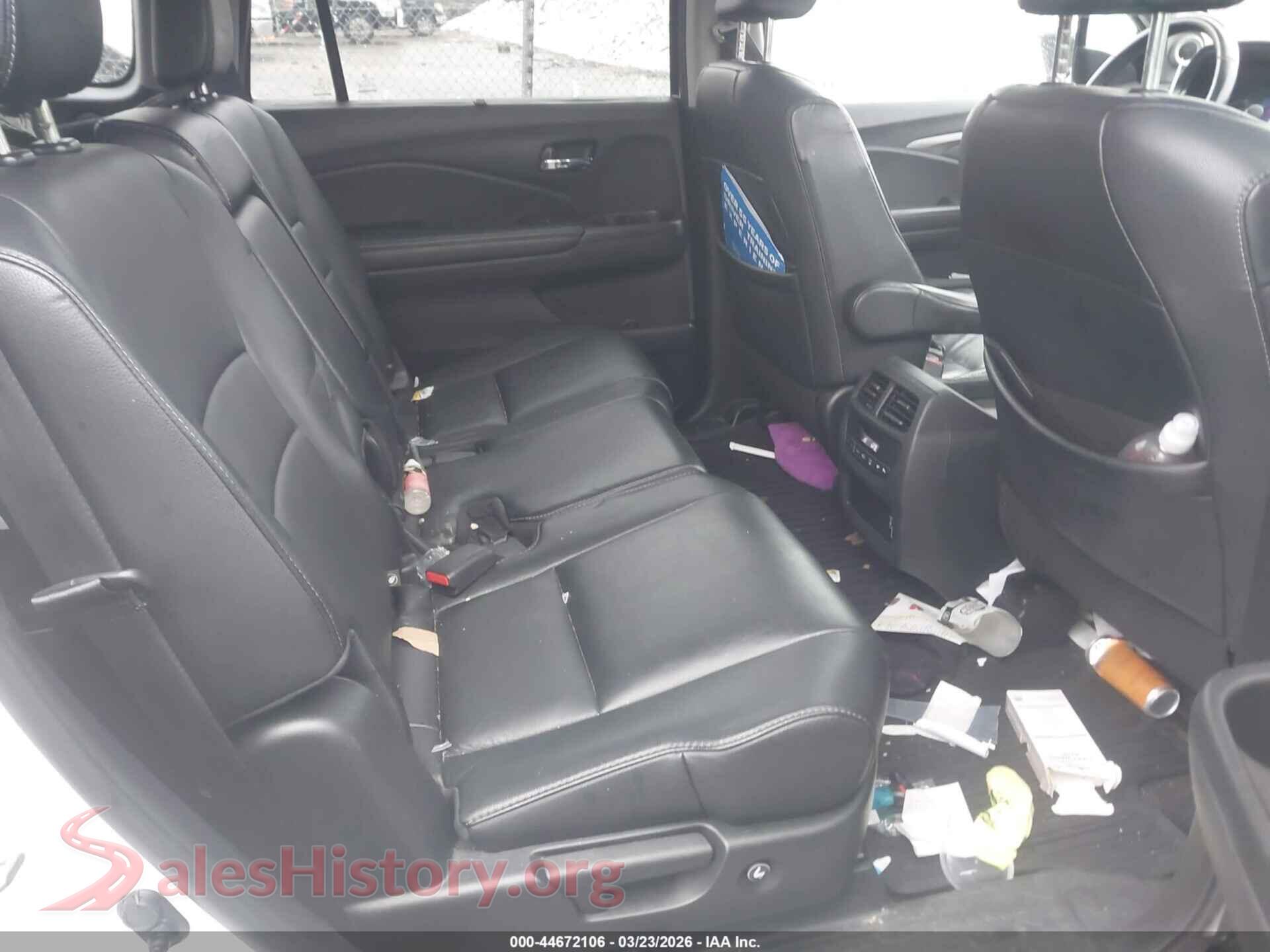 2021 HONDA PILOT VIN 5FNYF6H2XMB008950, front passenger side