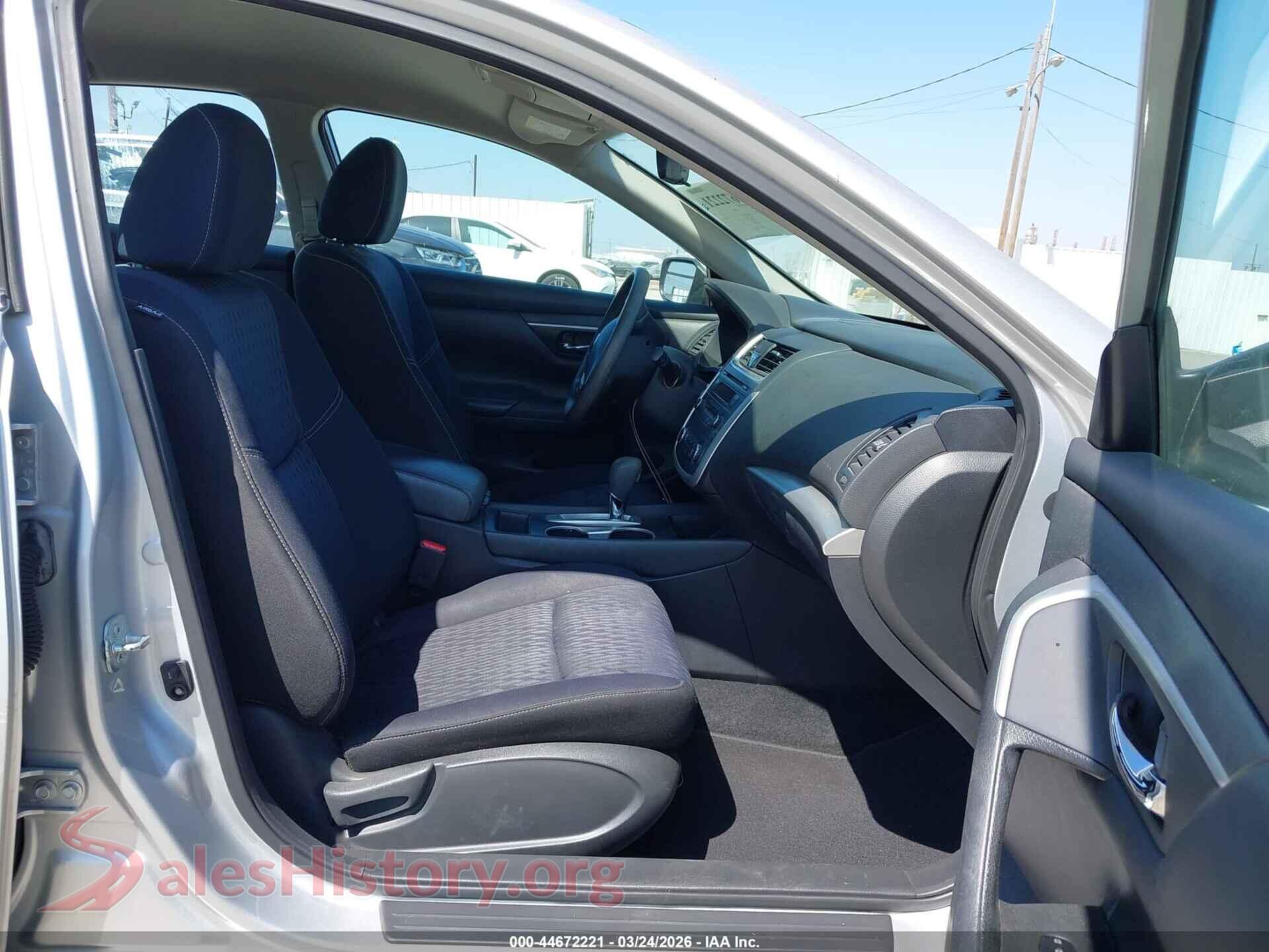 2017 NISSAN ALTIMA VIN 1N4AL3AP7HC244110, rear view
