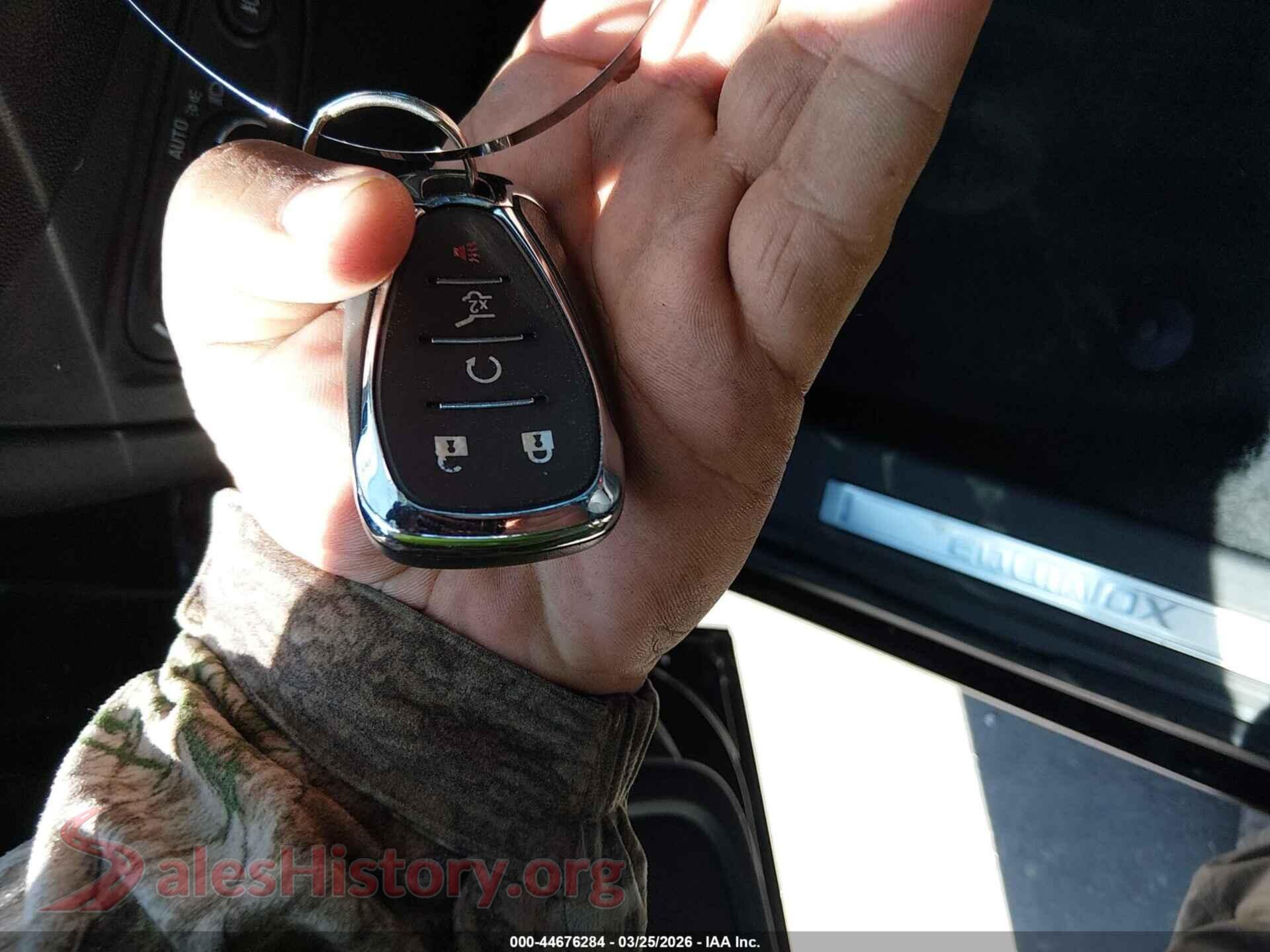 2018 CHEVROLET EQUINOX VIN 2GNAXVEV5J6101262, odometer mileage