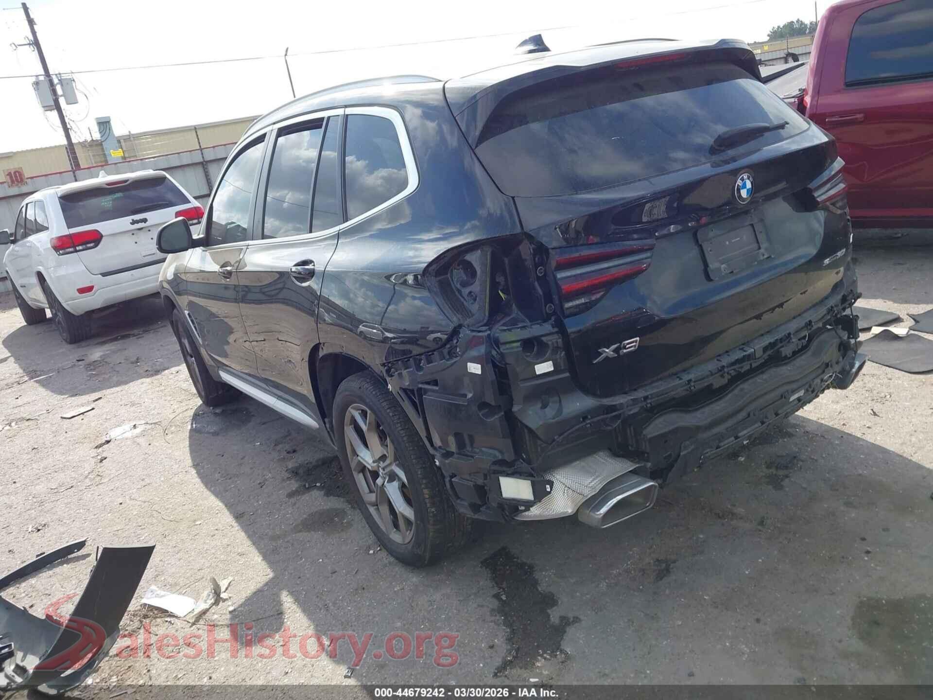2024 BMW X3 VIN 5UX43DP00R9X38779, driver side view