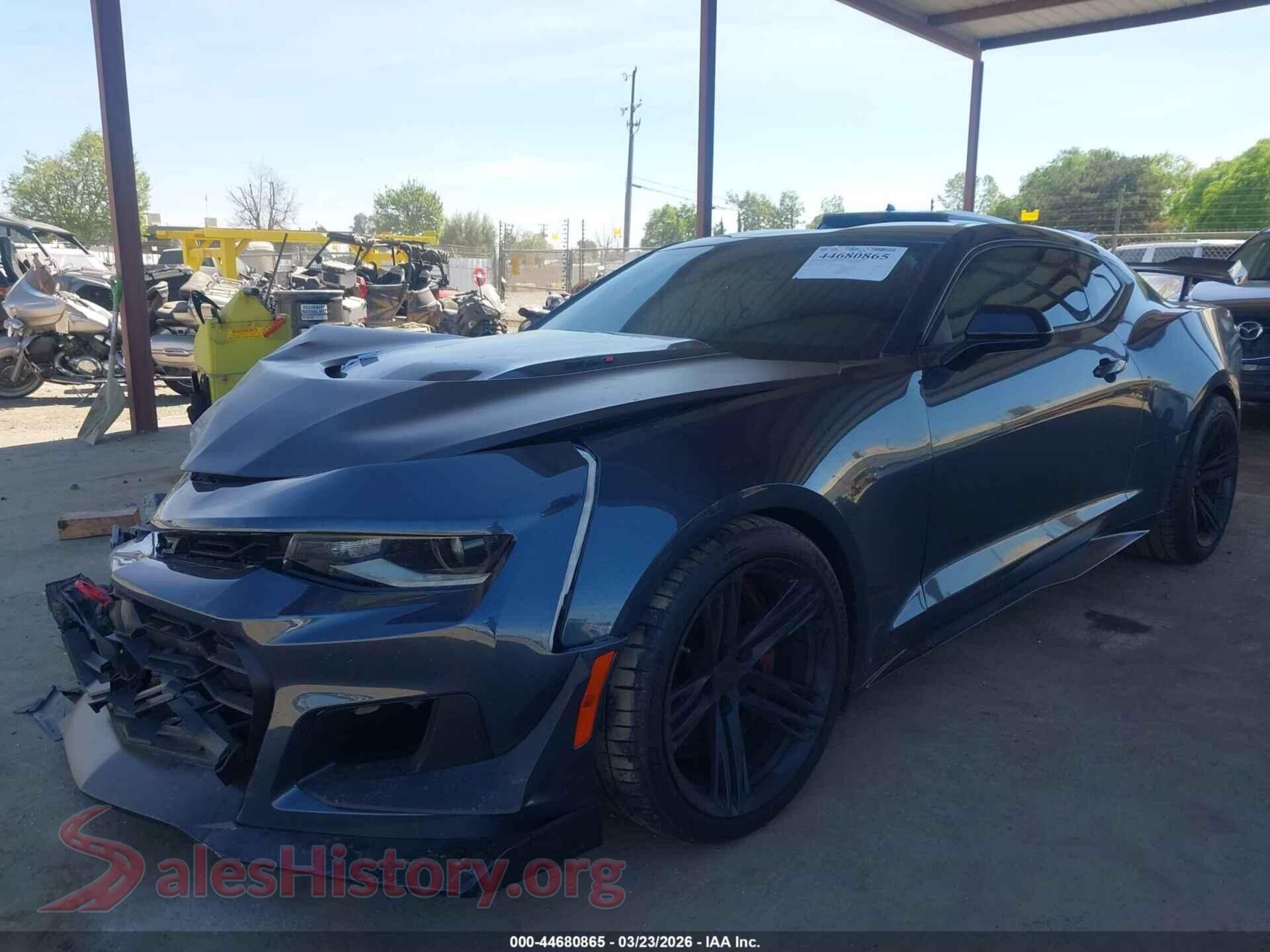 2019 CHEVROLET CAMARO VIN 1G1FK1R64K0136595, front view