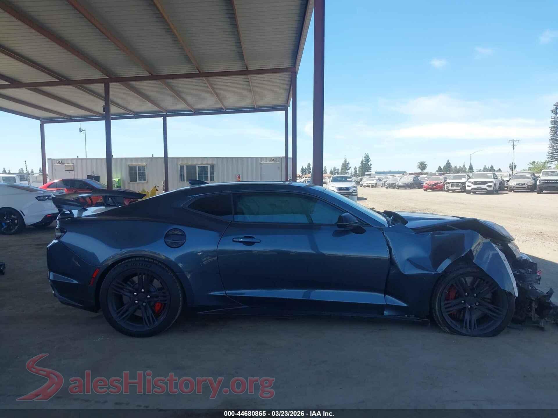 2019 CHEVROLET CAMARO VIN 1G1FK1R64K0136595, auction photo 13