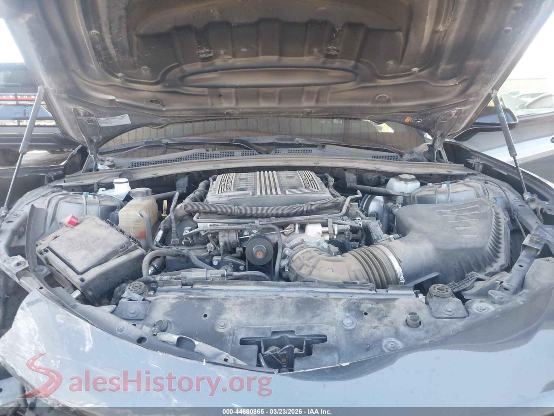 2019 CHEVROLET CAMARO VIN 1G1FK1R64K0136595, interior dashboard