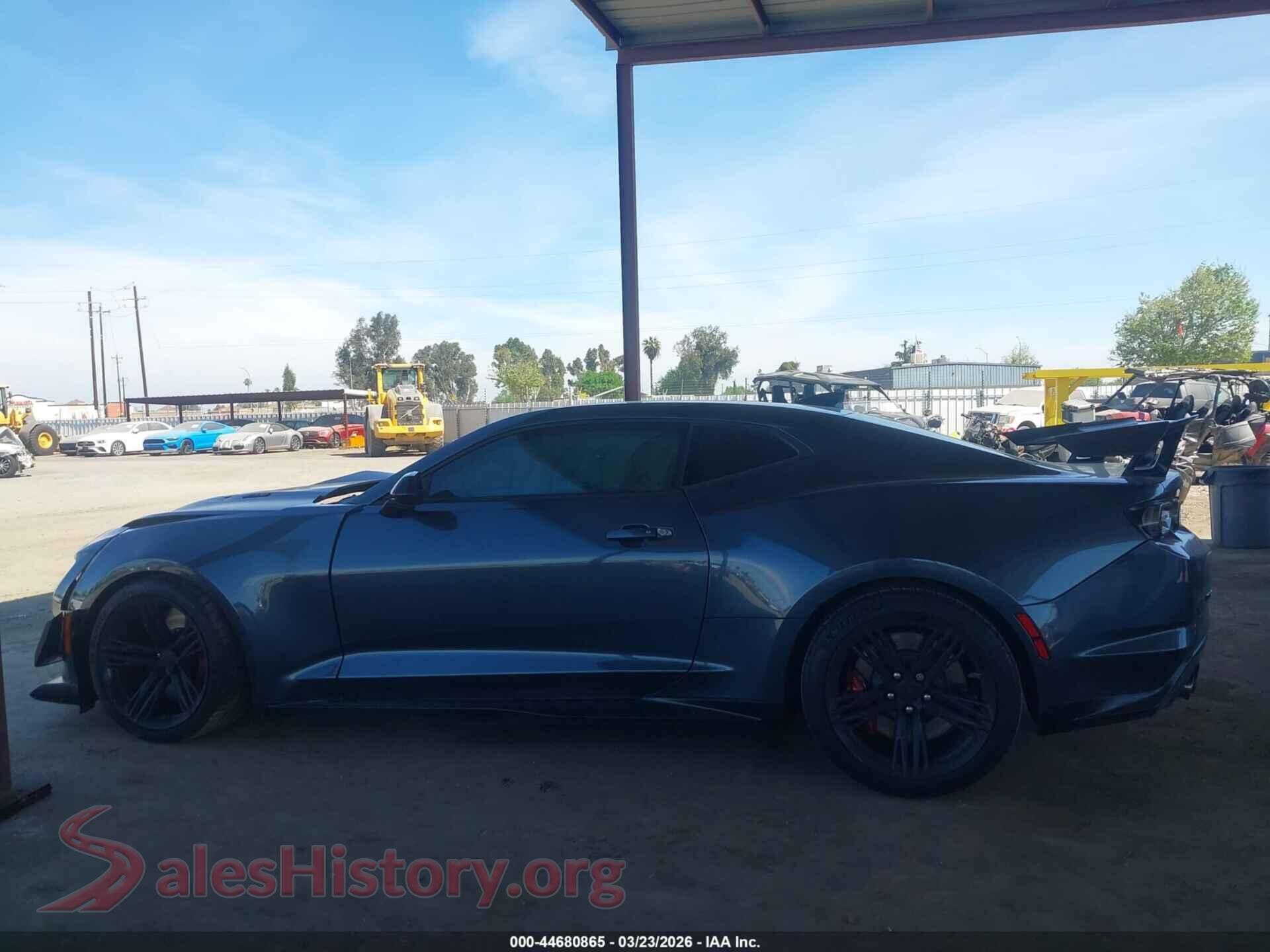 2019 CHEVROLET CAMARO VIN 1G1FK1R64K0136595, auction photo 14