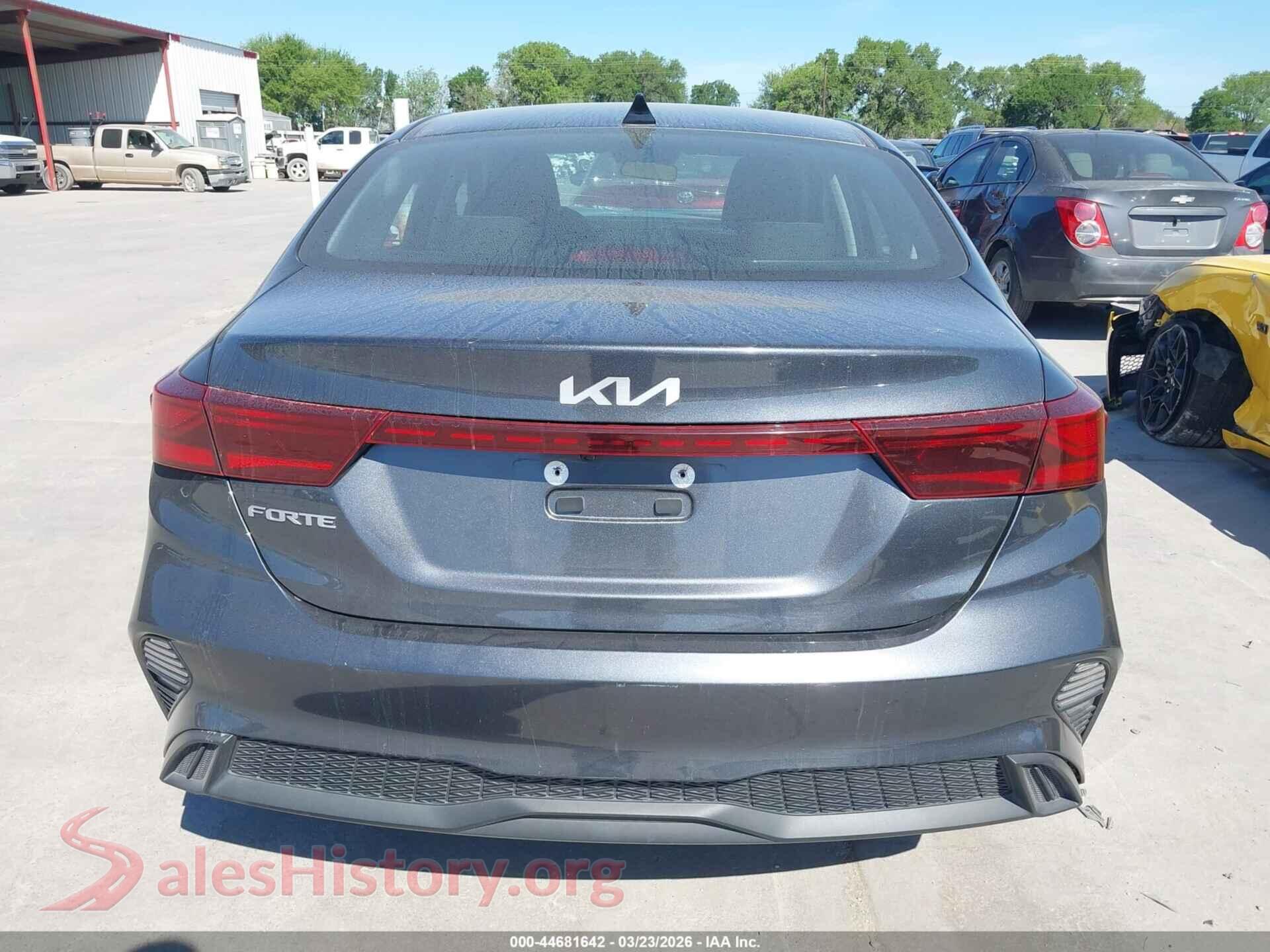 2023 KIA FORTE VIN 3KPF24AD2PE621478, auction photo 17