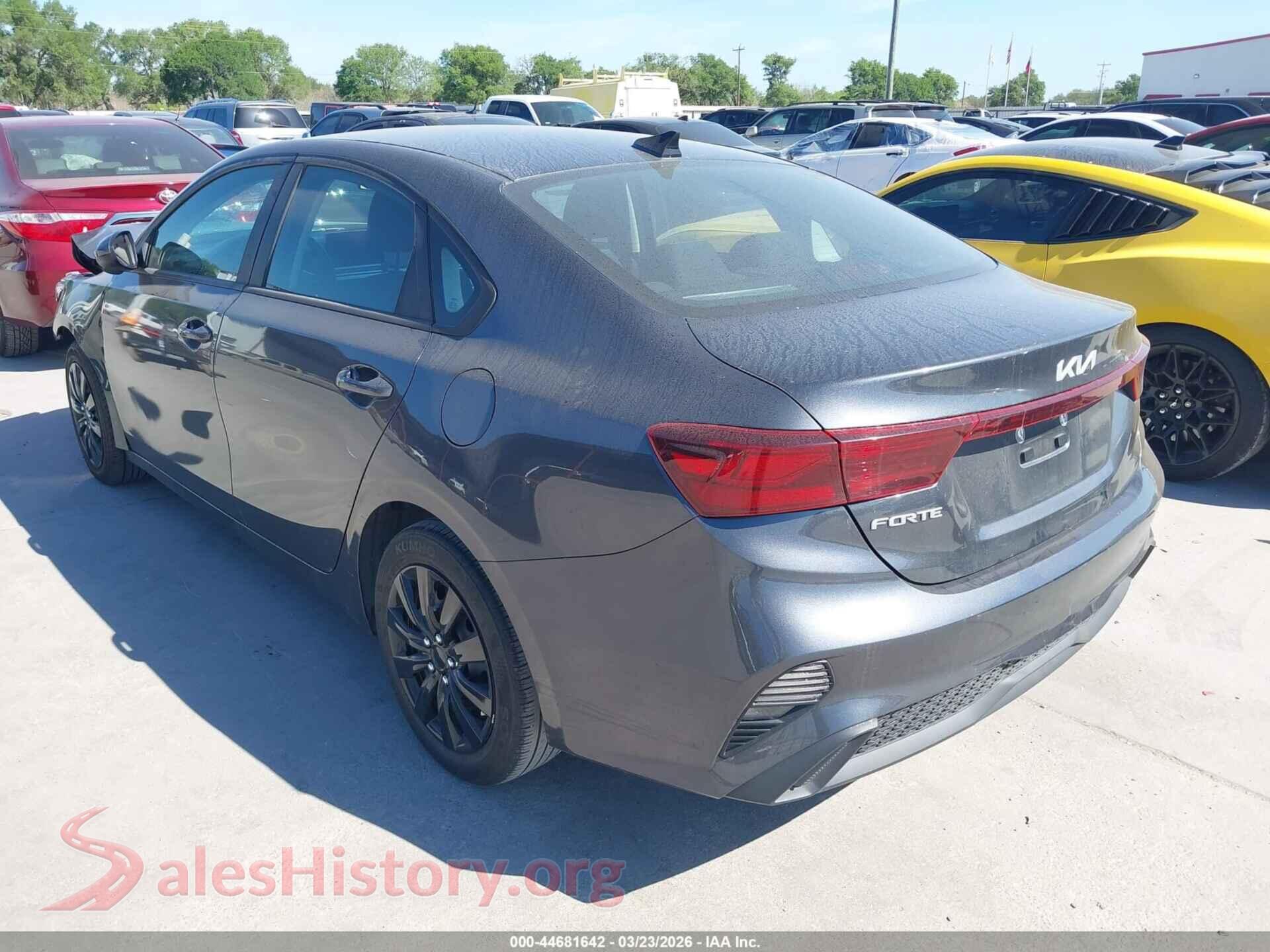 2023 KIA FORTE VIN 3KPF24AD2PE621478, driver side view