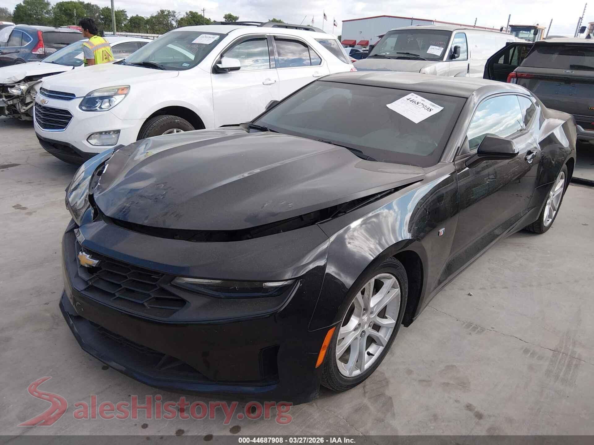 2021 CHEVROLET CAMARO VIN 1G1FB1RX2M0124831, front view