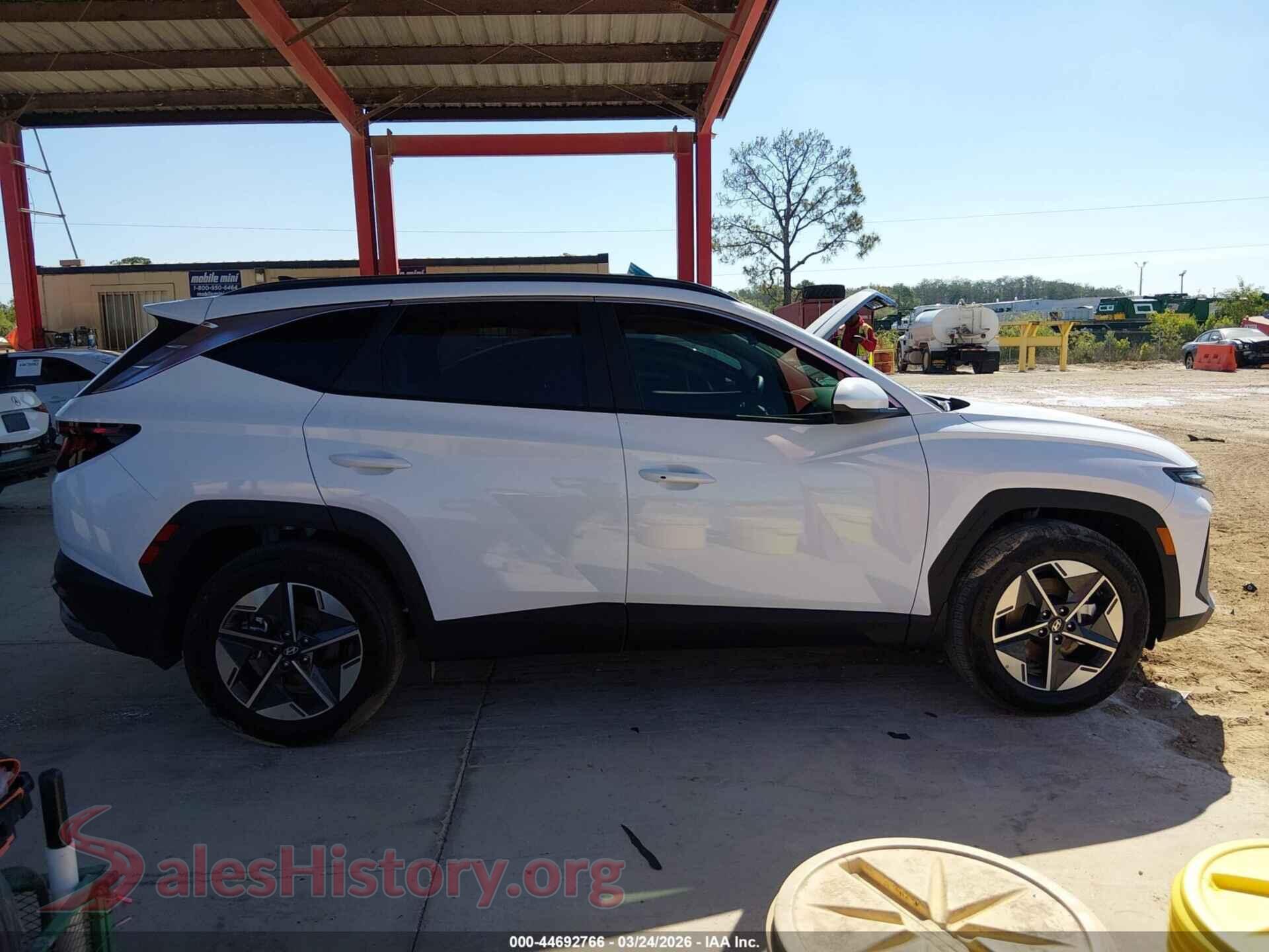 2026 HYUNDAI TUCSON VIN 5NMJB3DE9TH678823, auction photo 13