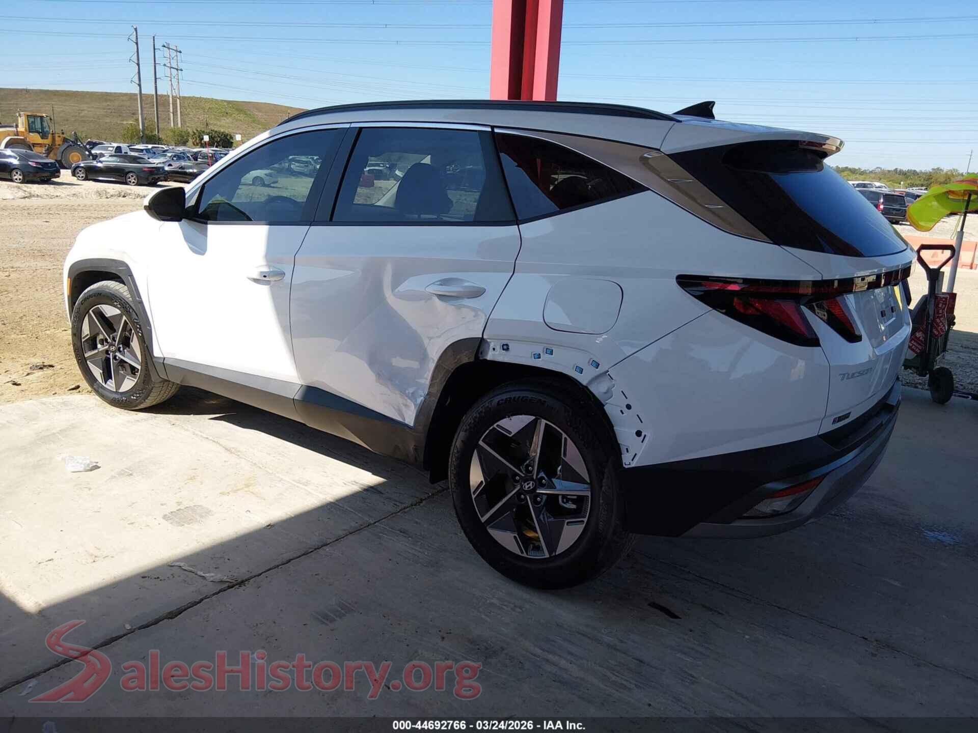 2026 HYUNDAI TUCSON VIN 5NMJB3DE9TH678823, driver side view