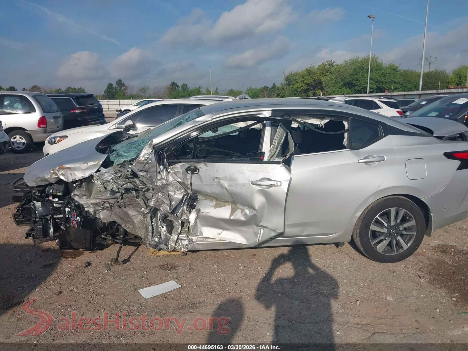 2025 NISSAN VERSA VIN 3N1CN8EVXSL876178, auction photo 14