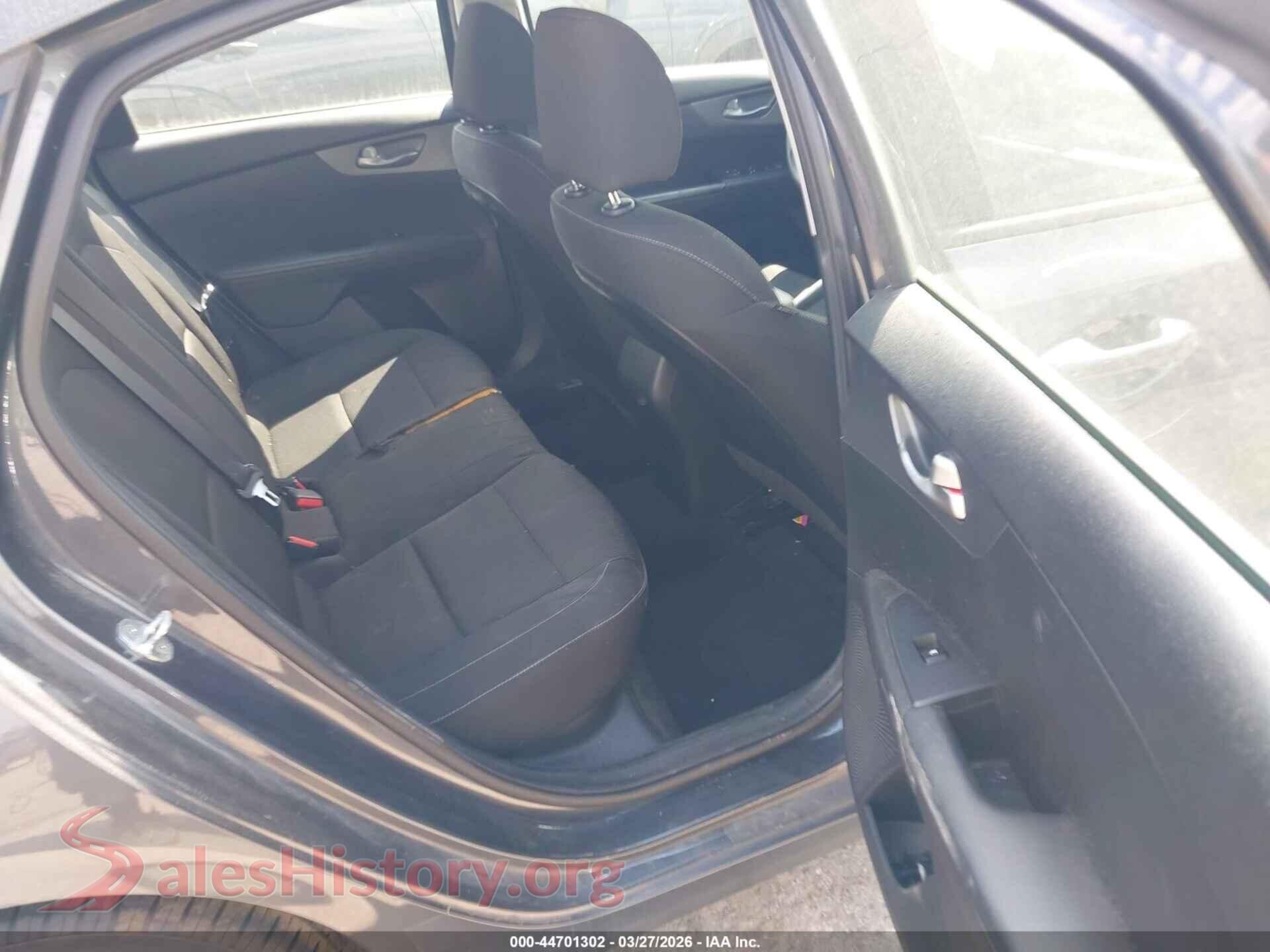 2021 KIA FORTE VIN 3KPF24AD7ME387821, front passenger side