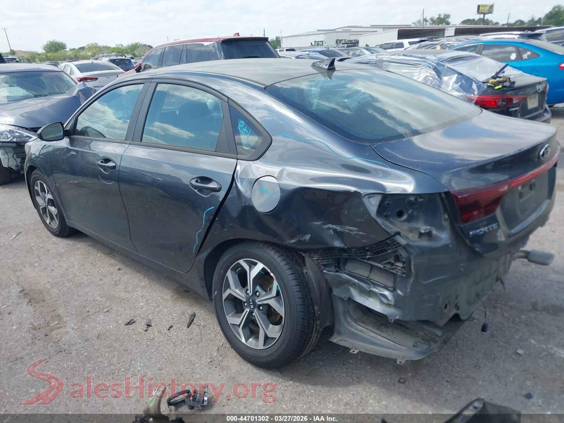 2021 KIA FORTE VIN 3KPF24AD7ME387821, driver side view