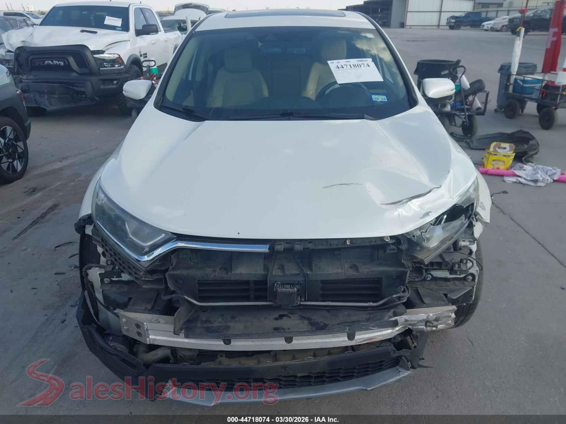 2018 HONDA CR-V VIN 2HKRW1H82JH522333, auction photo 13