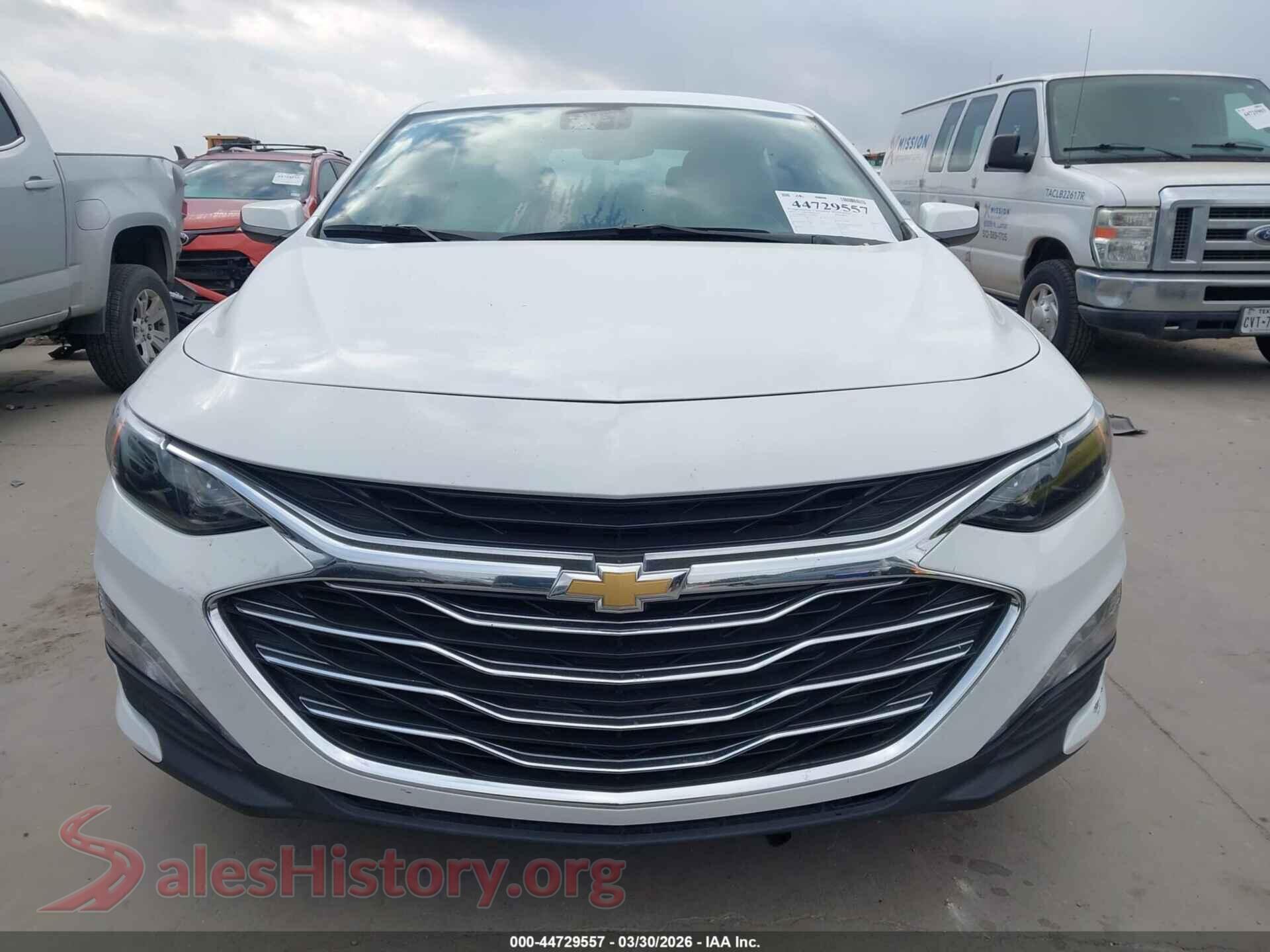 2023 CHEVROLET MALIBU VIN 1G1ZD5ST7PF189861, damage close-up