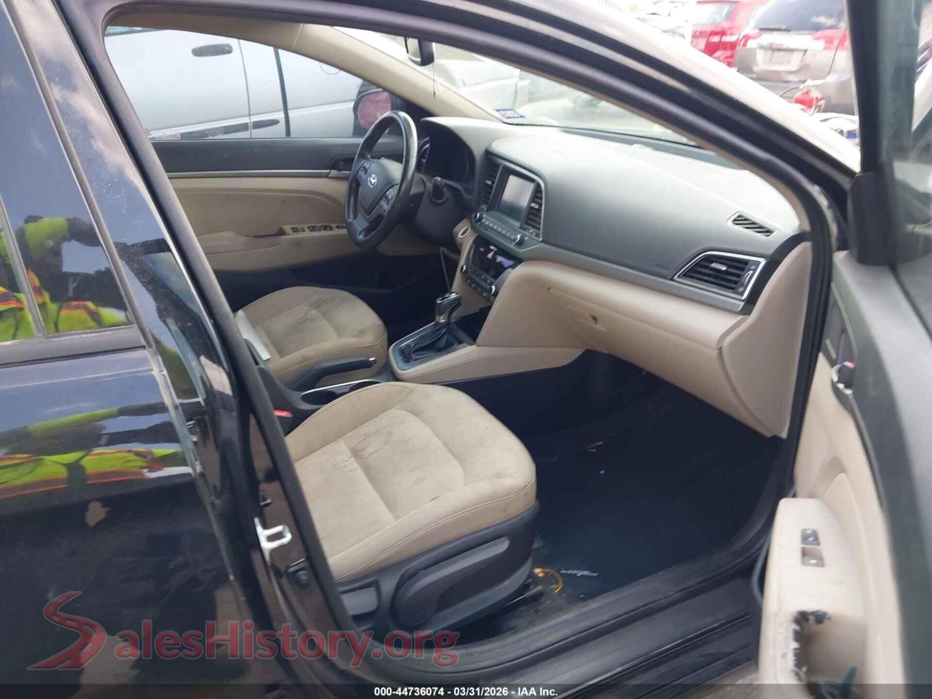 2018 HYUNDAI ELANTRA VIN 5NPD84LF8JH309222, rear view