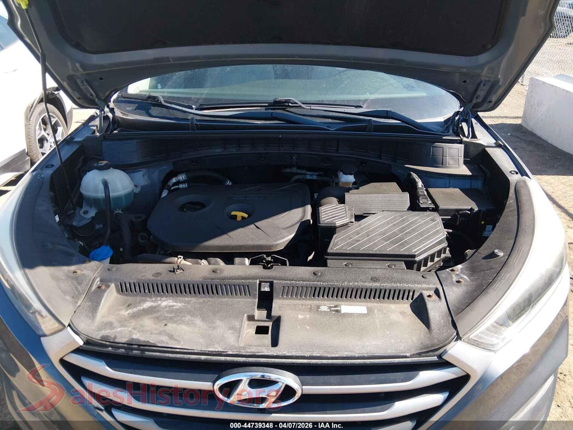 2017 HYUNDAI TUCSON VIN KM8J33A45HU462567, interior dashboard