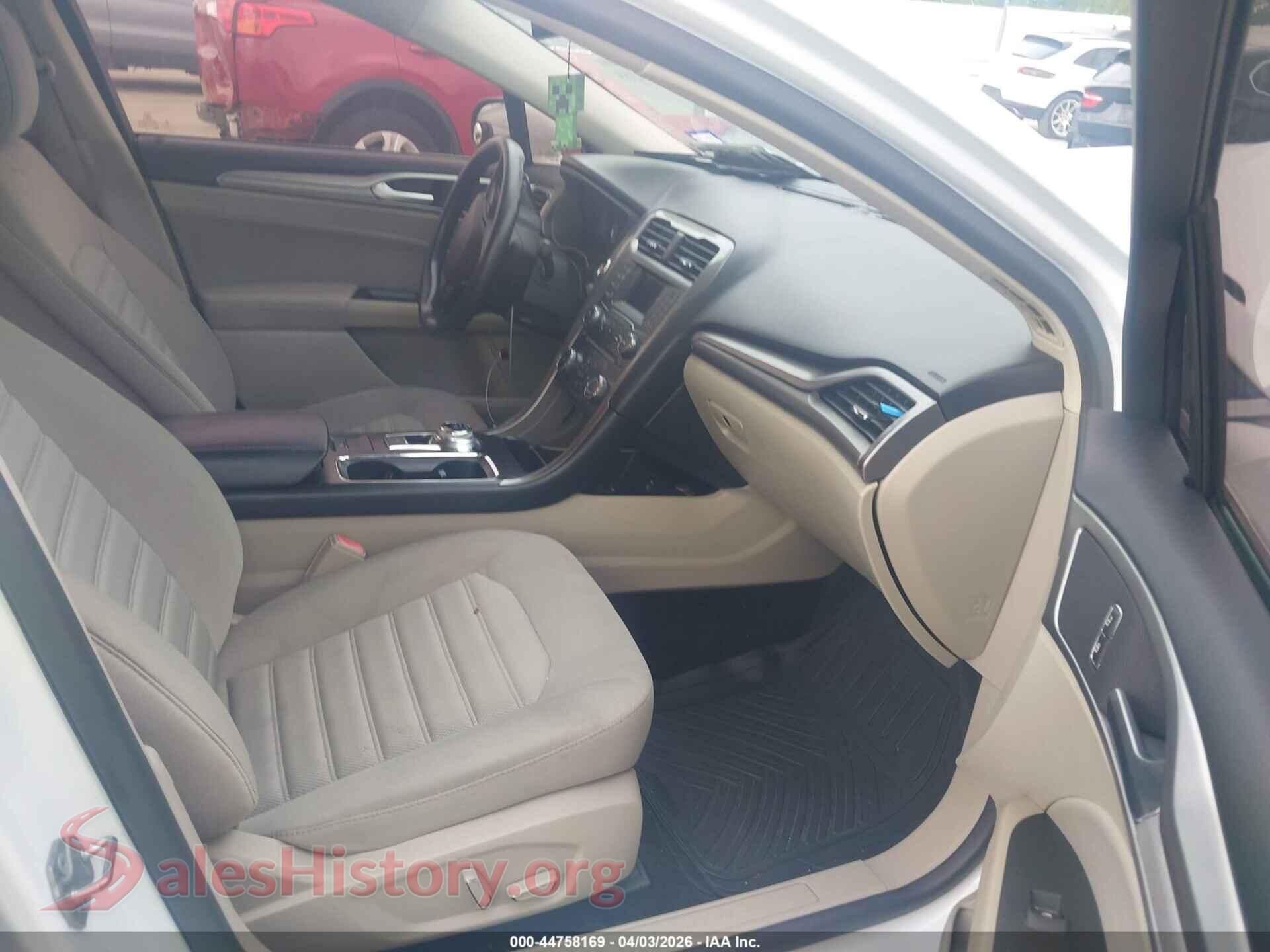 2018 FORD FUSION VIN 3FA6P0HD7JR271688, rear view