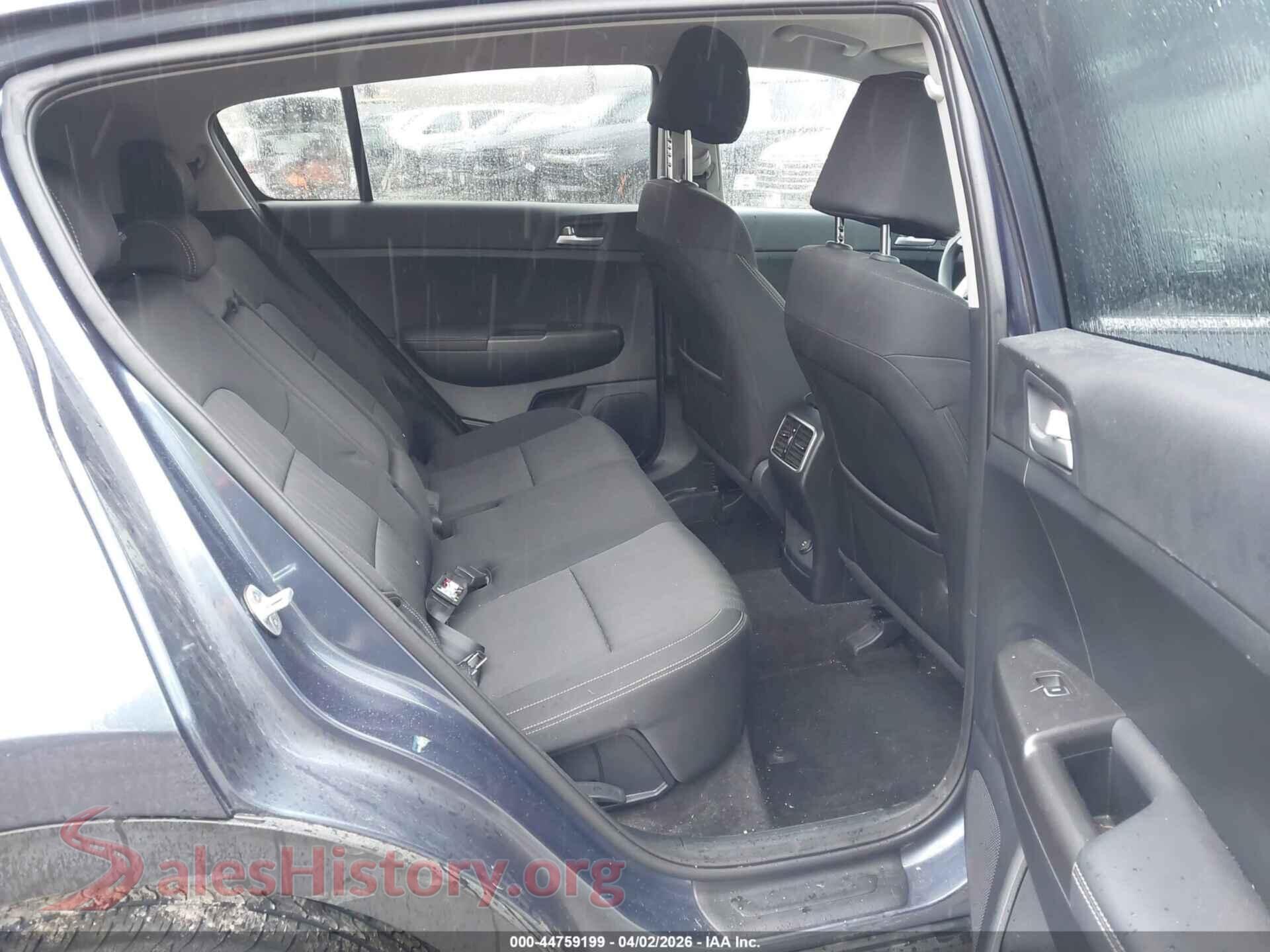 2020 KIA SPORTAGE VIN KNDPMCAC8L7834574, front passenger side