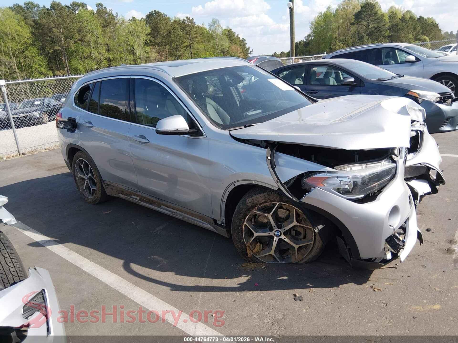 WBXHU7C30J5L08220 2018 BMW X1