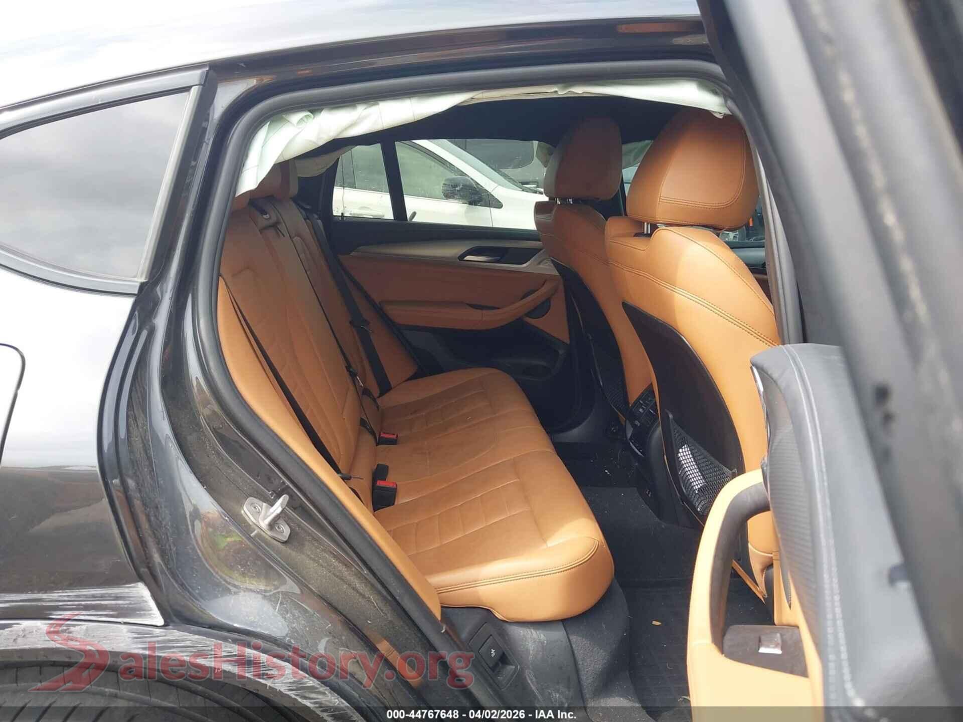 2021 BMW X4 VIN 5UX2V5C09M9H46677, front passenger side