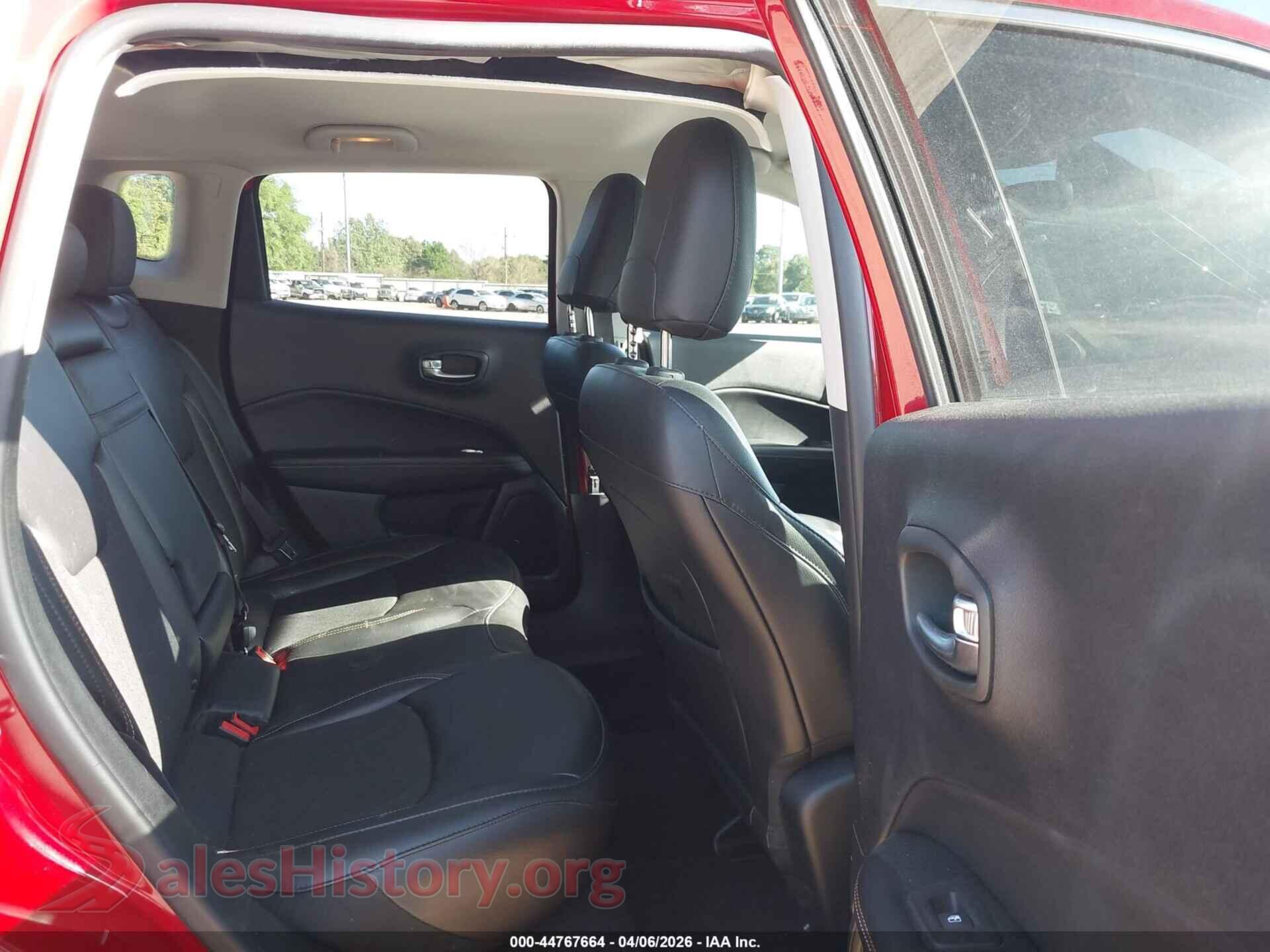 2019 JEEP COMPASS VIN 3C4NJCBB5KT736666, front passenger side