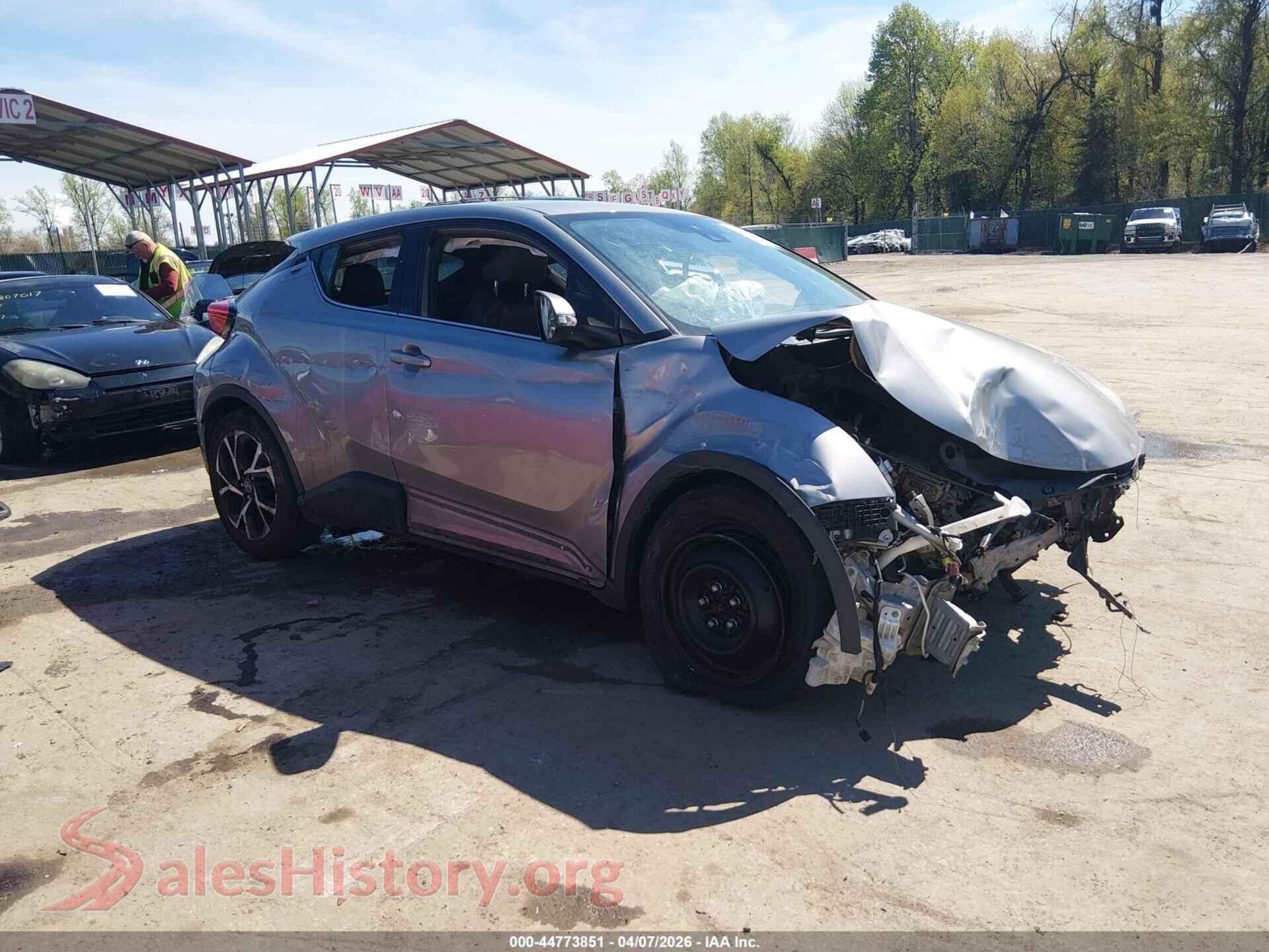 NMTKHMBX3KR101101 2019 TOYOTA C-HR