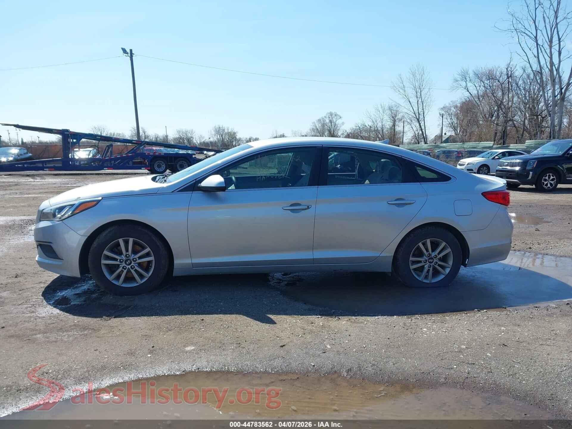 2017 HYUNDAI SONATA VIN 5NPE24AF5HH552781, auction photo 14
