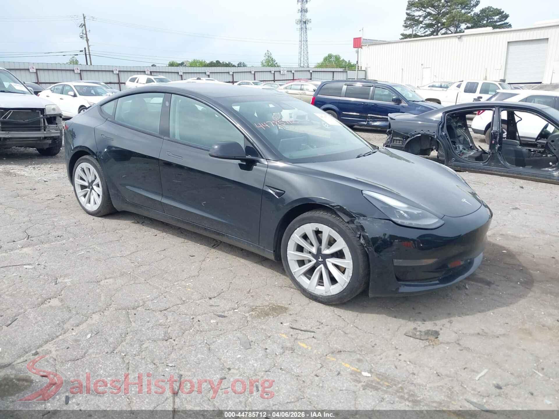 5YJ3E1EA9MF042700 2021 TESLA MODEL 3