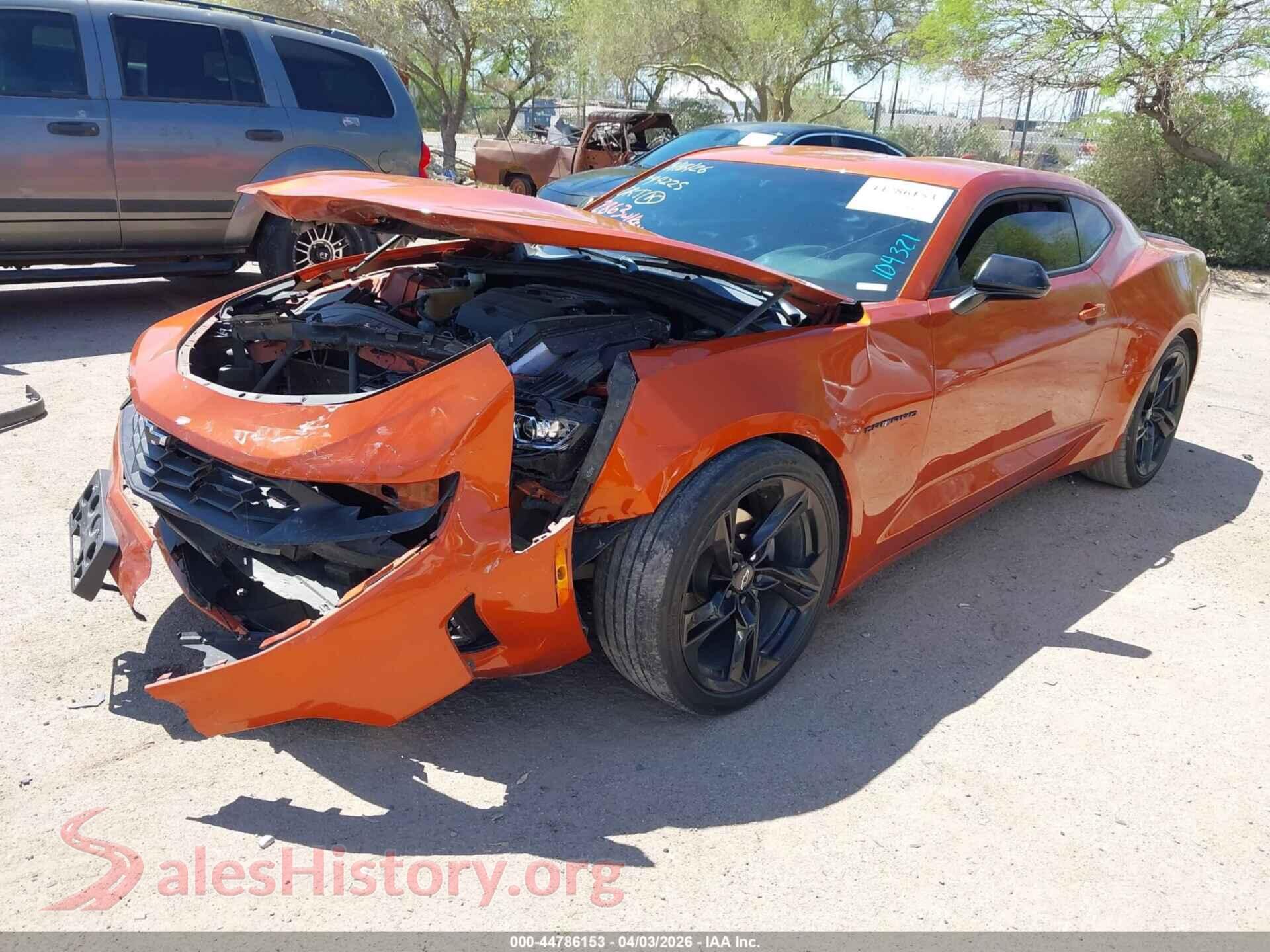 2022 CHEVROLET CAMARO VIN 1G1FB1RX9N0104321, front view