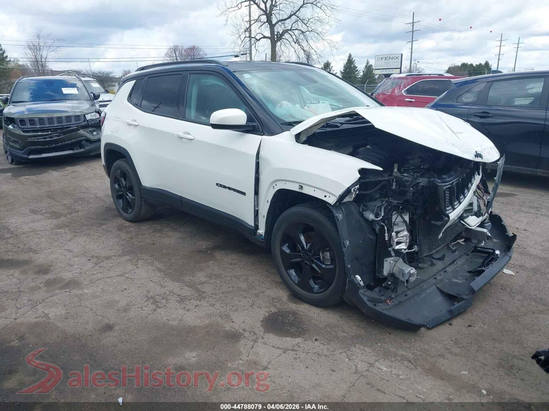 3C4NJDBB8JT395459 2018 JEEP COMPASS
