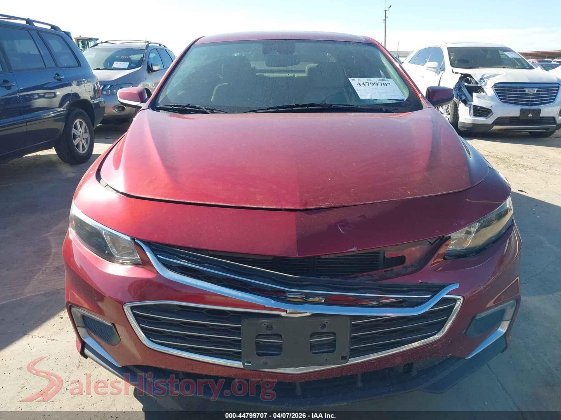 2018 CHEVROLET MALIBU VIN 1G1ZD5STXJF221371, damage close-up