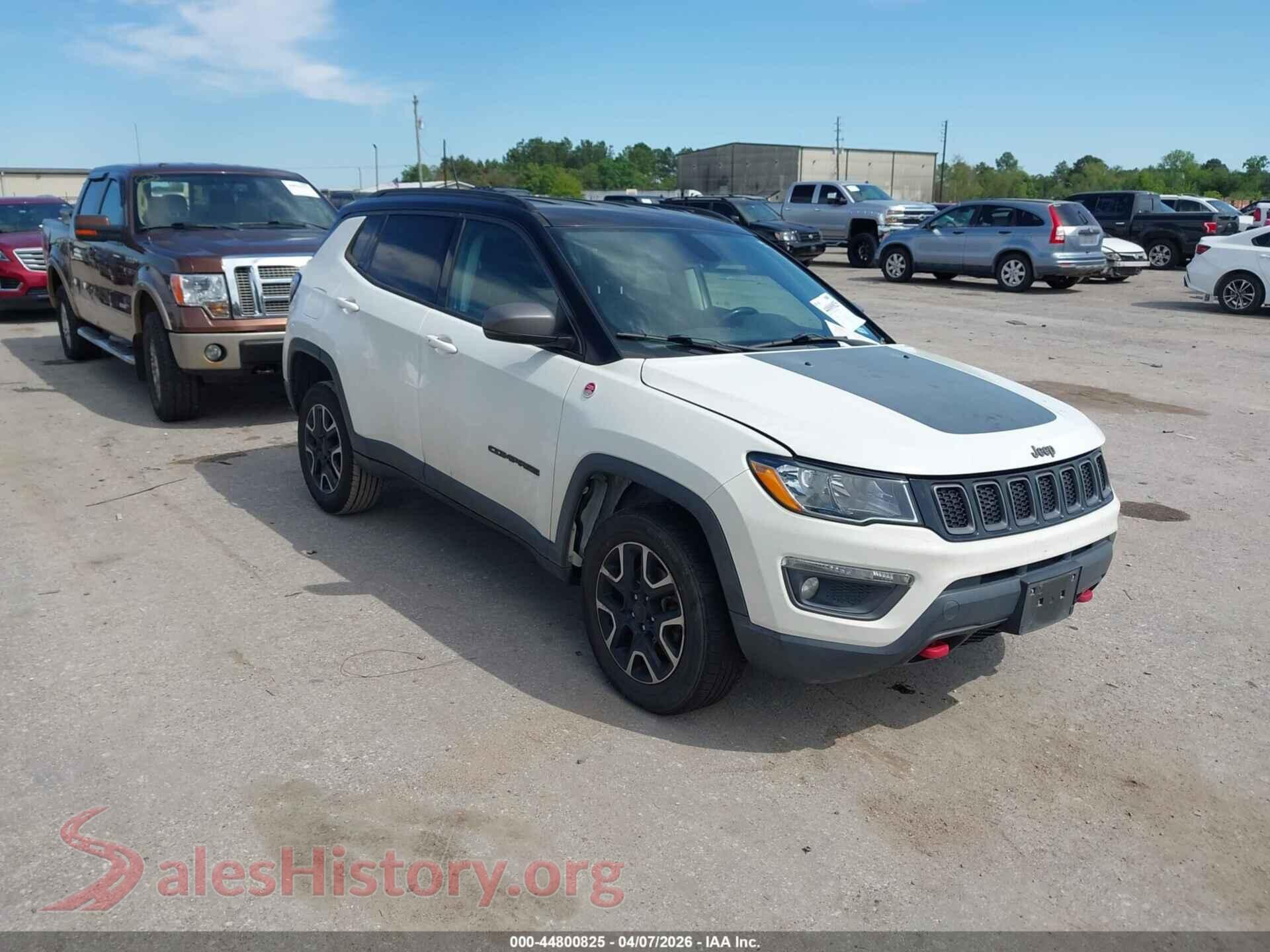 3C4NJDDB0KT795935 2019 JEEP COMPASS