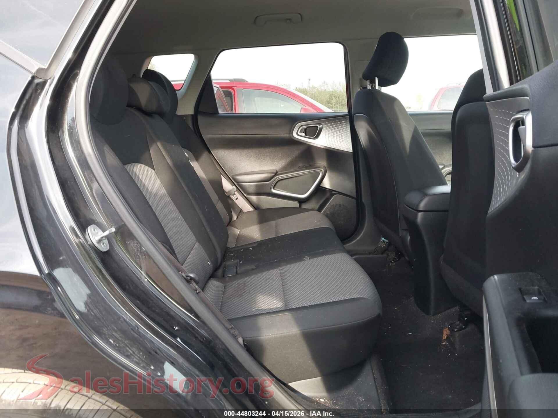 2021 KIA SOUL VIN KNDJ23AU5M7762576, front passenger side