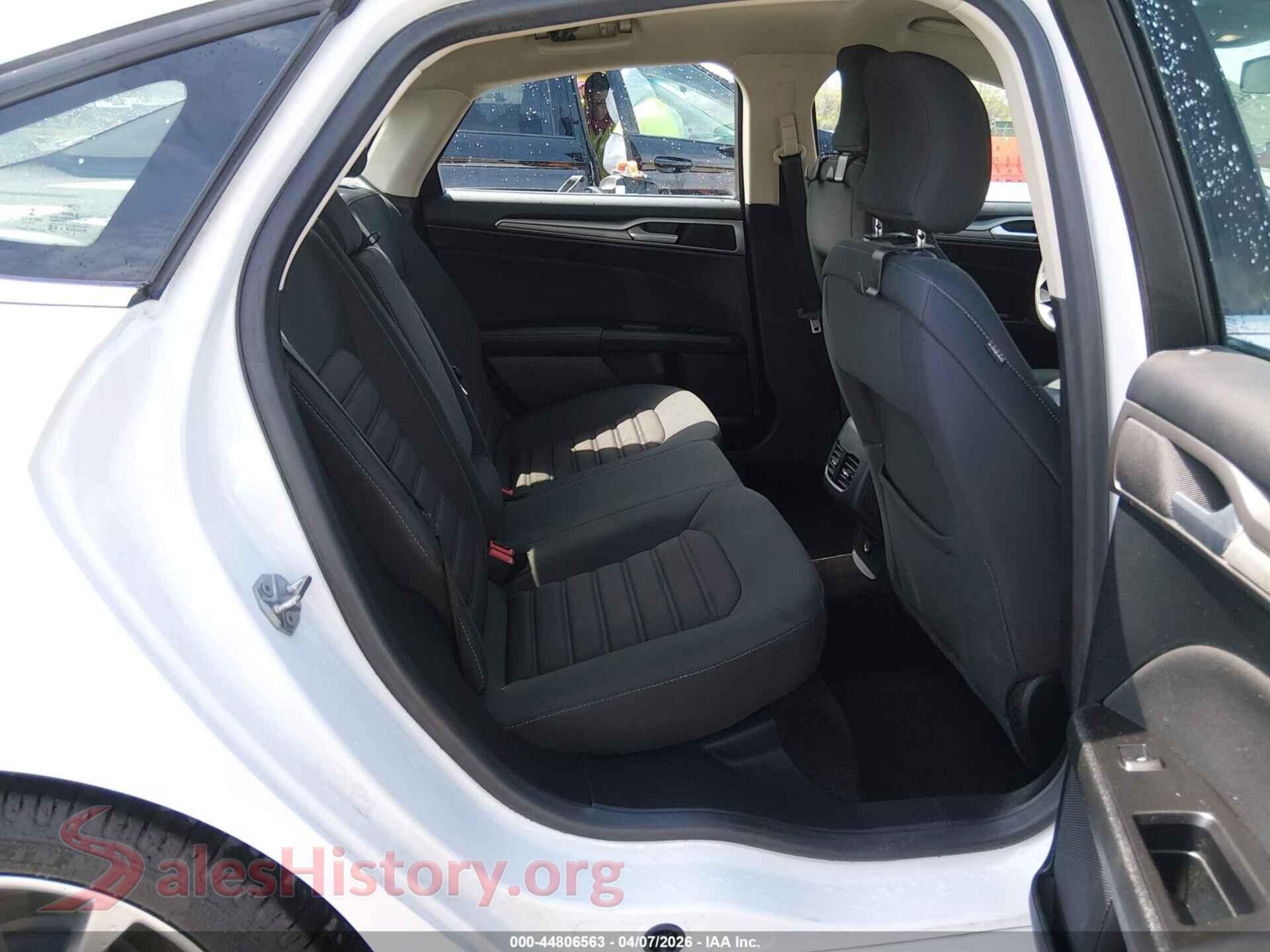 2017 FORD FUSION VIN 3FA6P0HDXHR353991, front passenger side