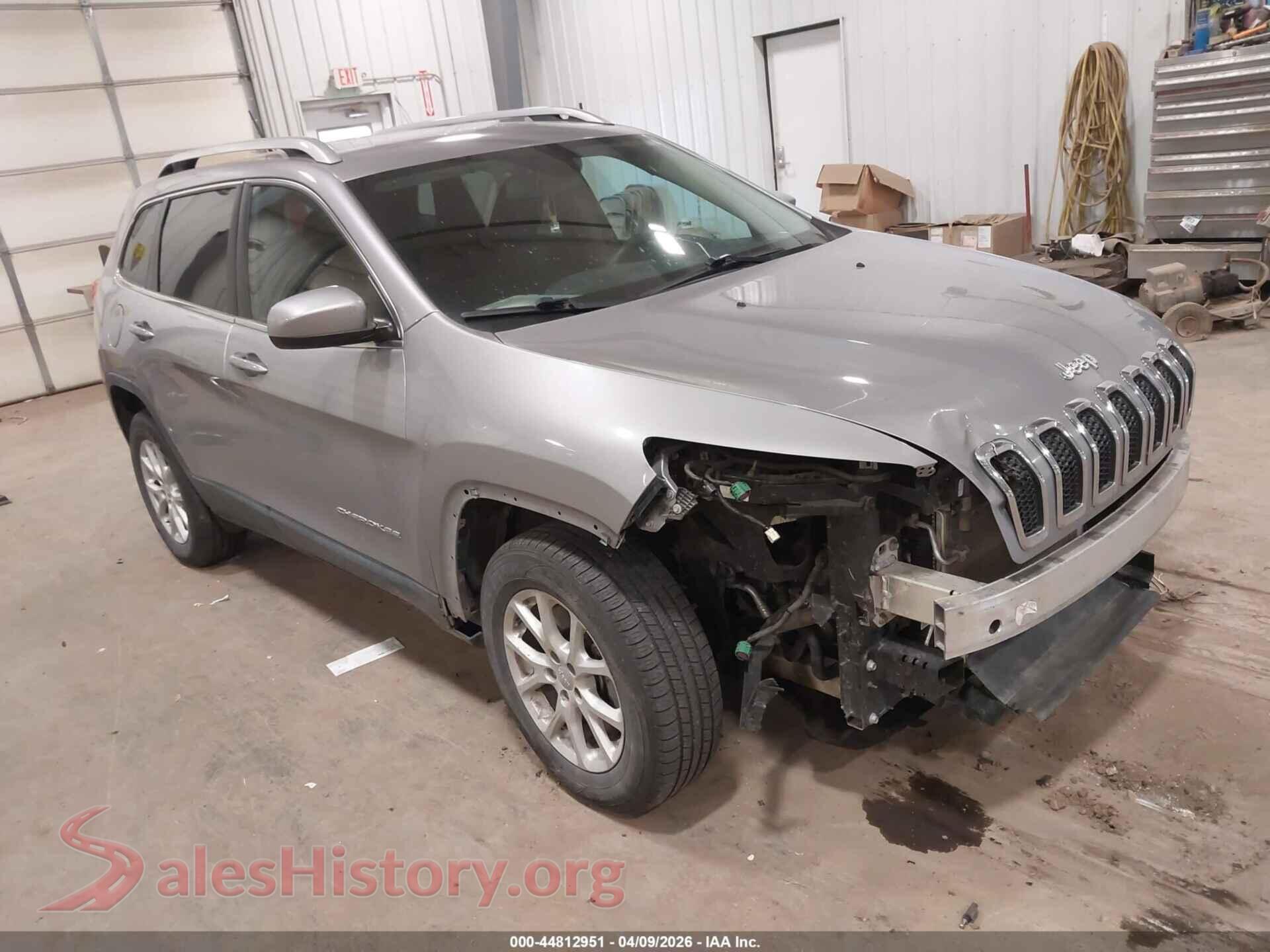 1C4PJMCB8JD528587 2018 JEEP CHEROKEE