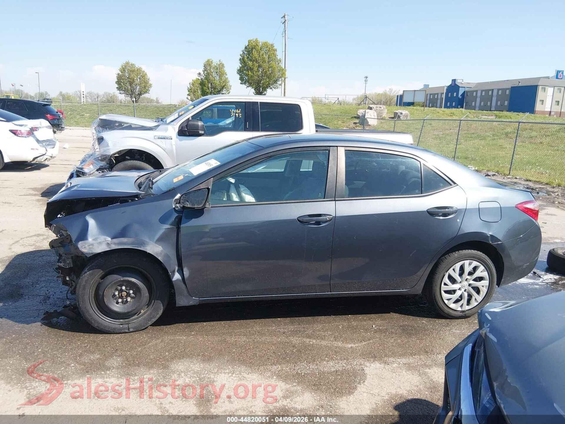 2018 TOYOTA COROLLA VIN 5YFBURHE3JP849306, auction photo 15