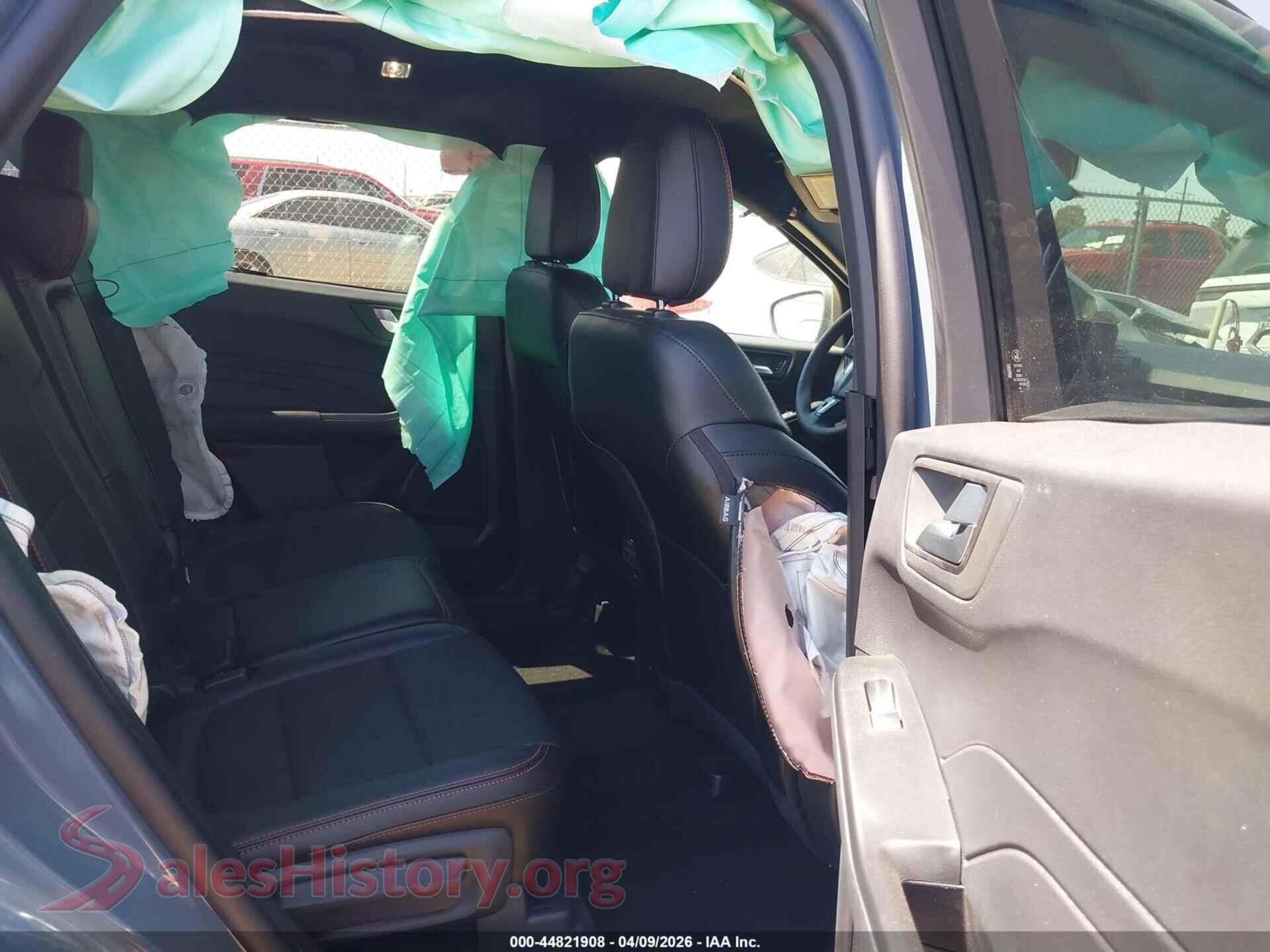 2025 FORD ESCAPE VIN 1FMCU0MN0SUA16228, front passenger side