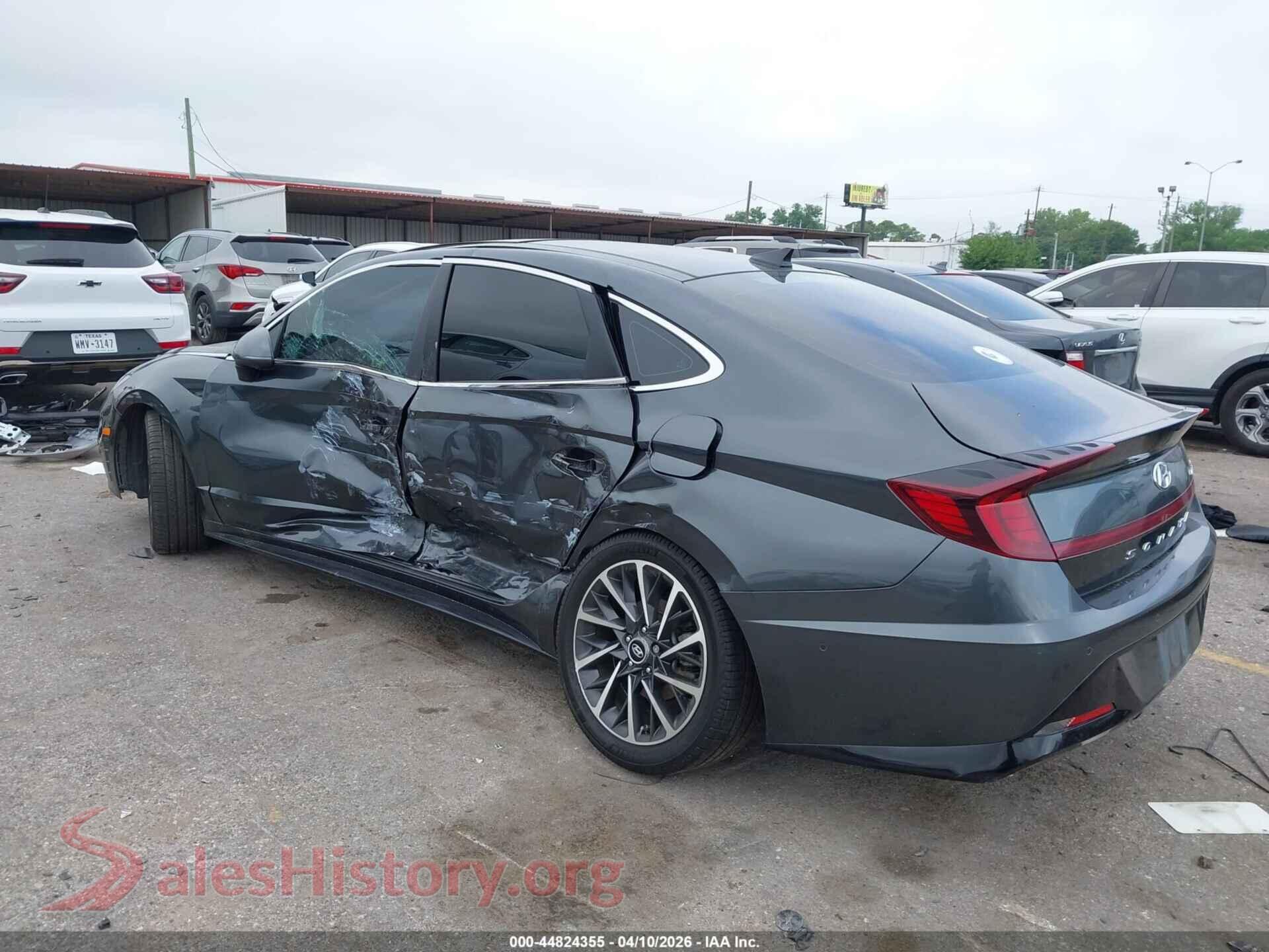 2022 HYUNDAI SONATA VIN KMHL34J26NA224835, driver side view