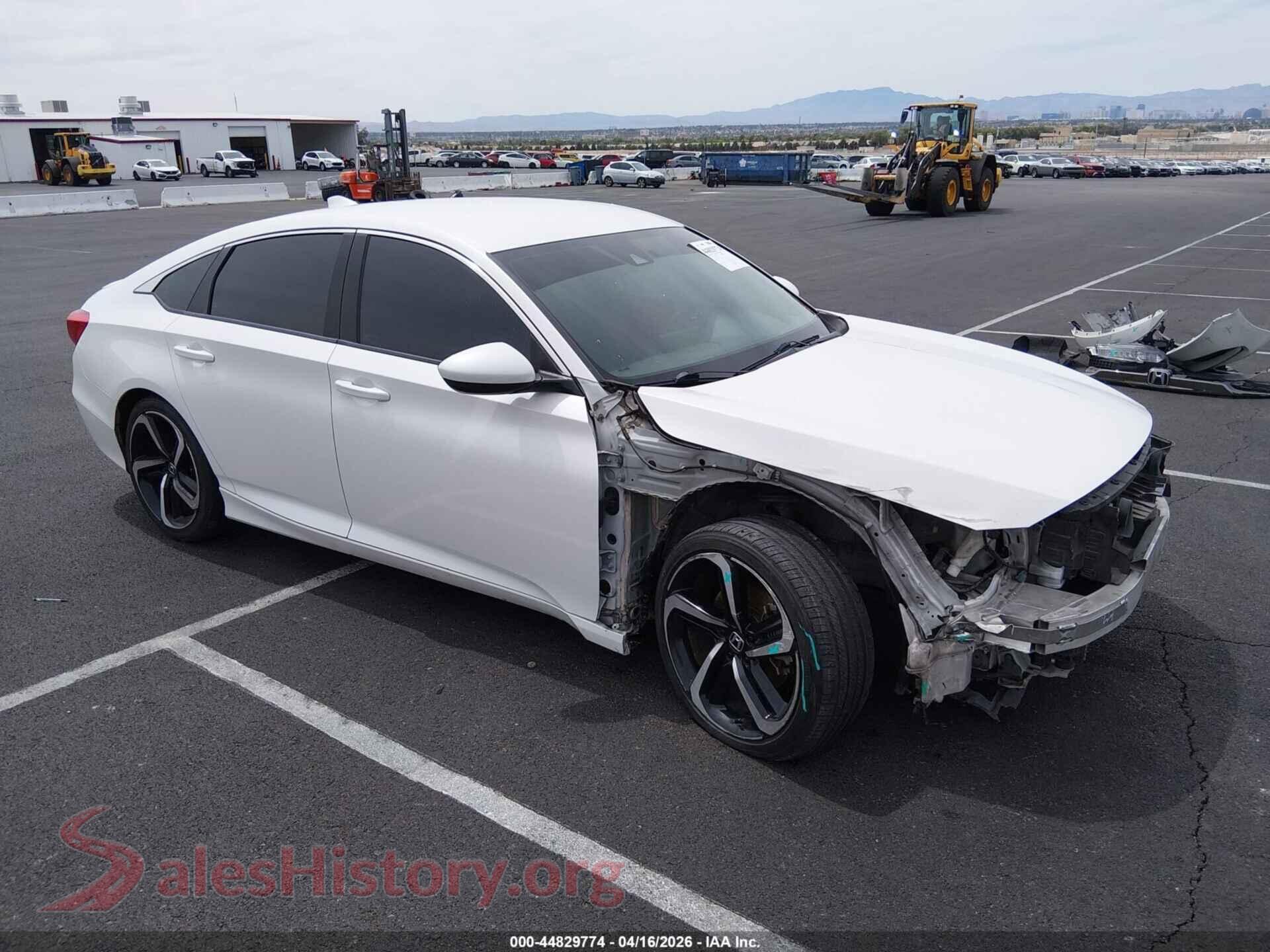 1HGCV1F32JA245398 2018 HONDA ACCORD