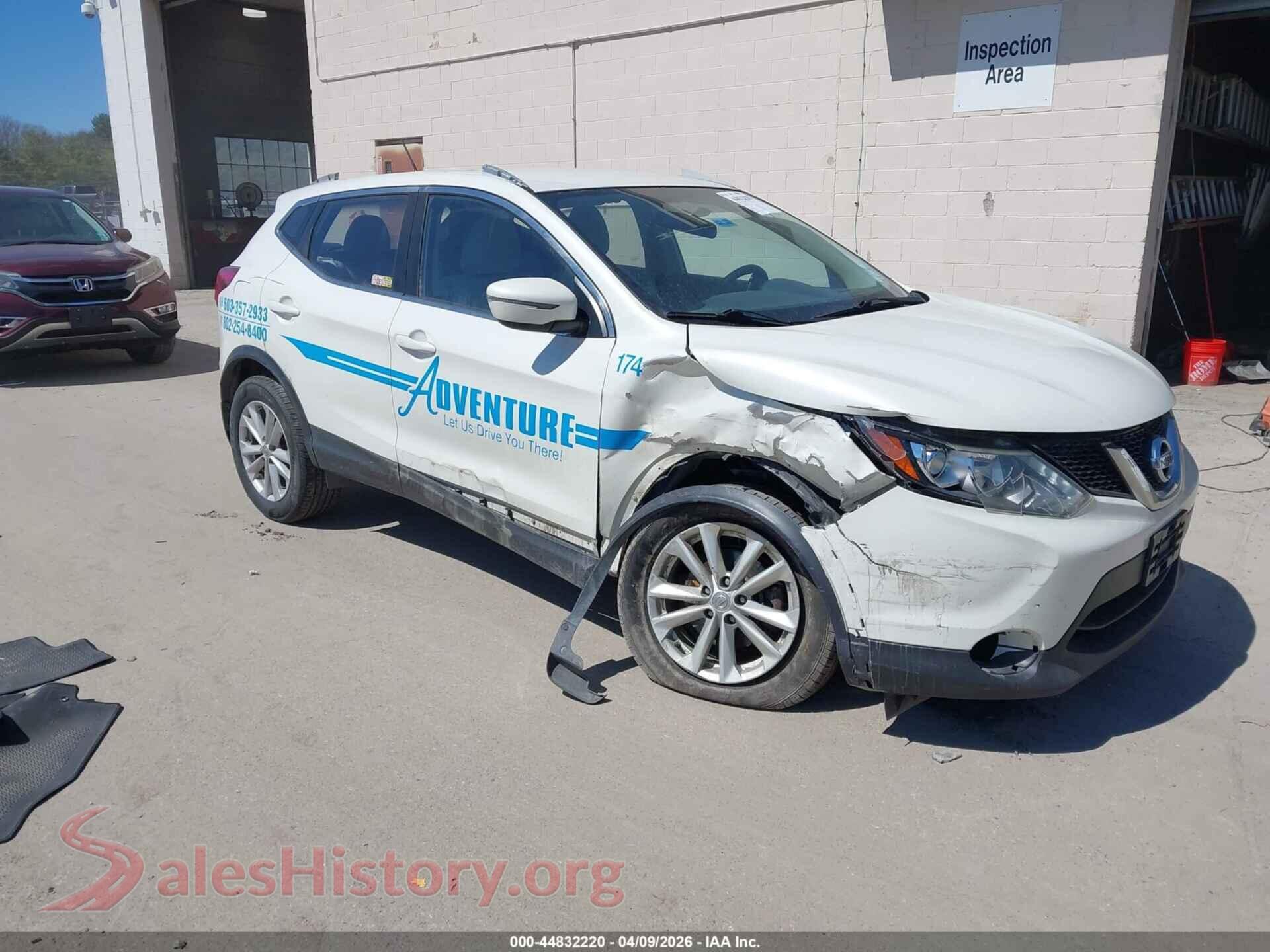 JN1BJ1CR3JW203505 2018 NISSAN ROGUE SPORT