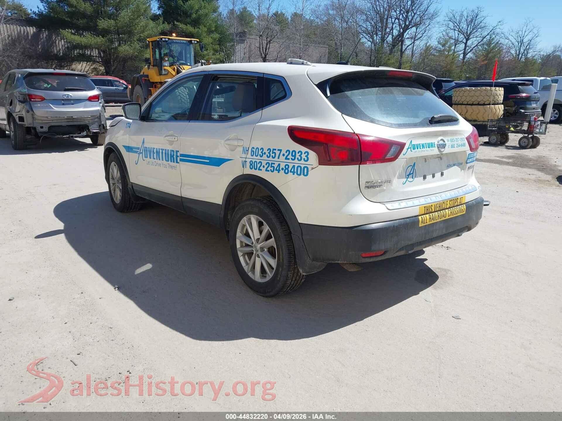 2018 NISSAN ROGUE SPORT VIN JN1BJ1CR3JW203505, driver side view