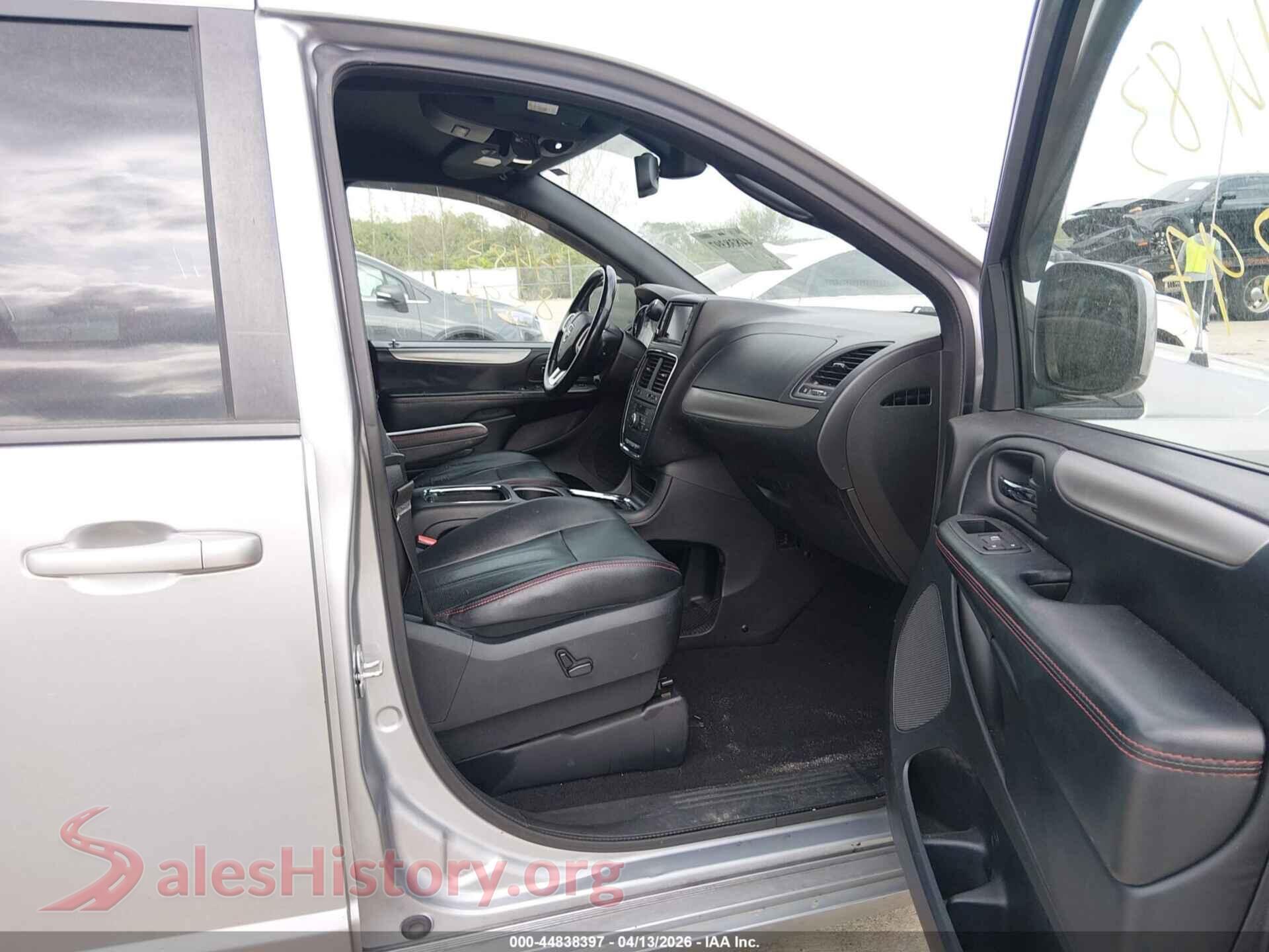 2019 DODGE GRAND CARAVAN VIN 2C4RDGEG8KR578799, rear view