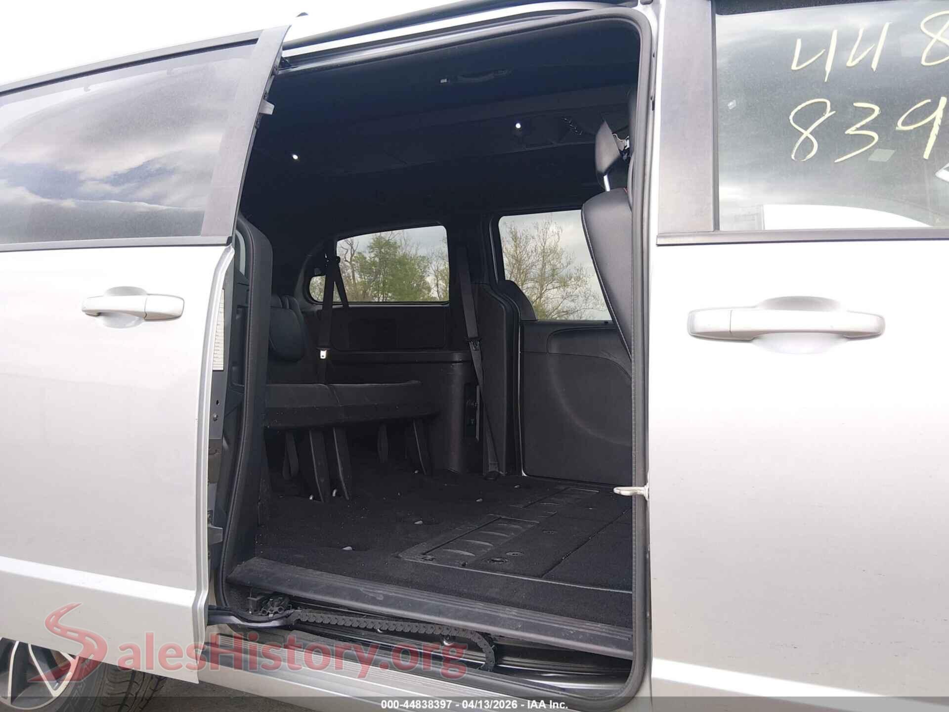 2019 DODGE GRAND CARAVAN VIN 2C4RDGEG8KR578799, front passenger side