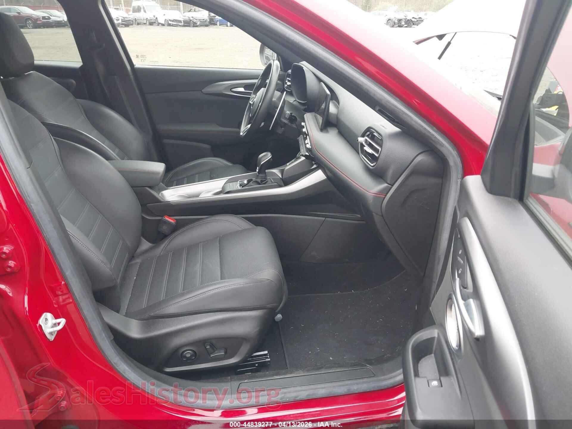 2024 DODGE HORNET VIN ZACPDFDW4R3A17502, rear view