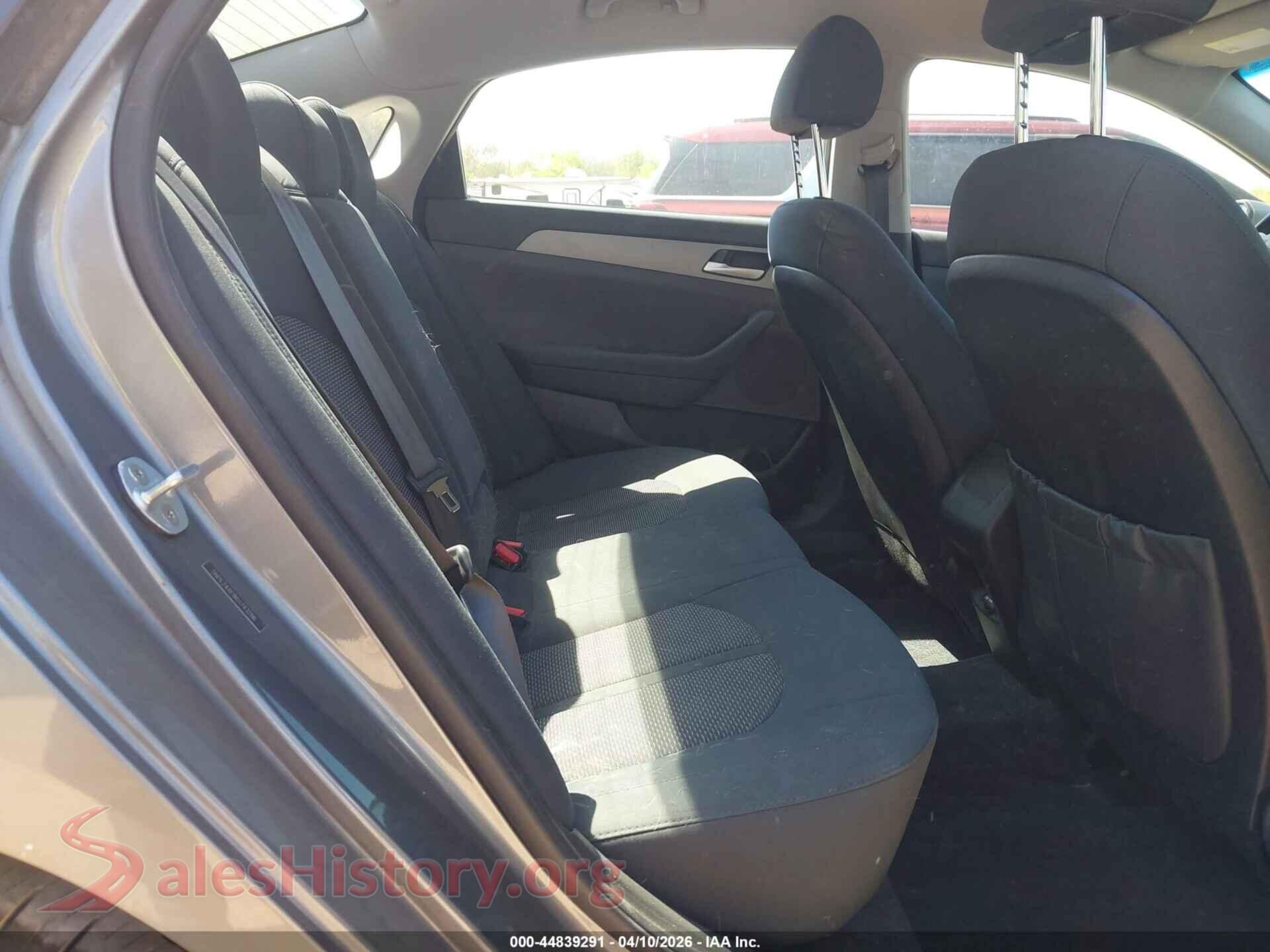 2019 HYUNDAI SONATA VIN 5NPE24AF9KH743286, front passenger side